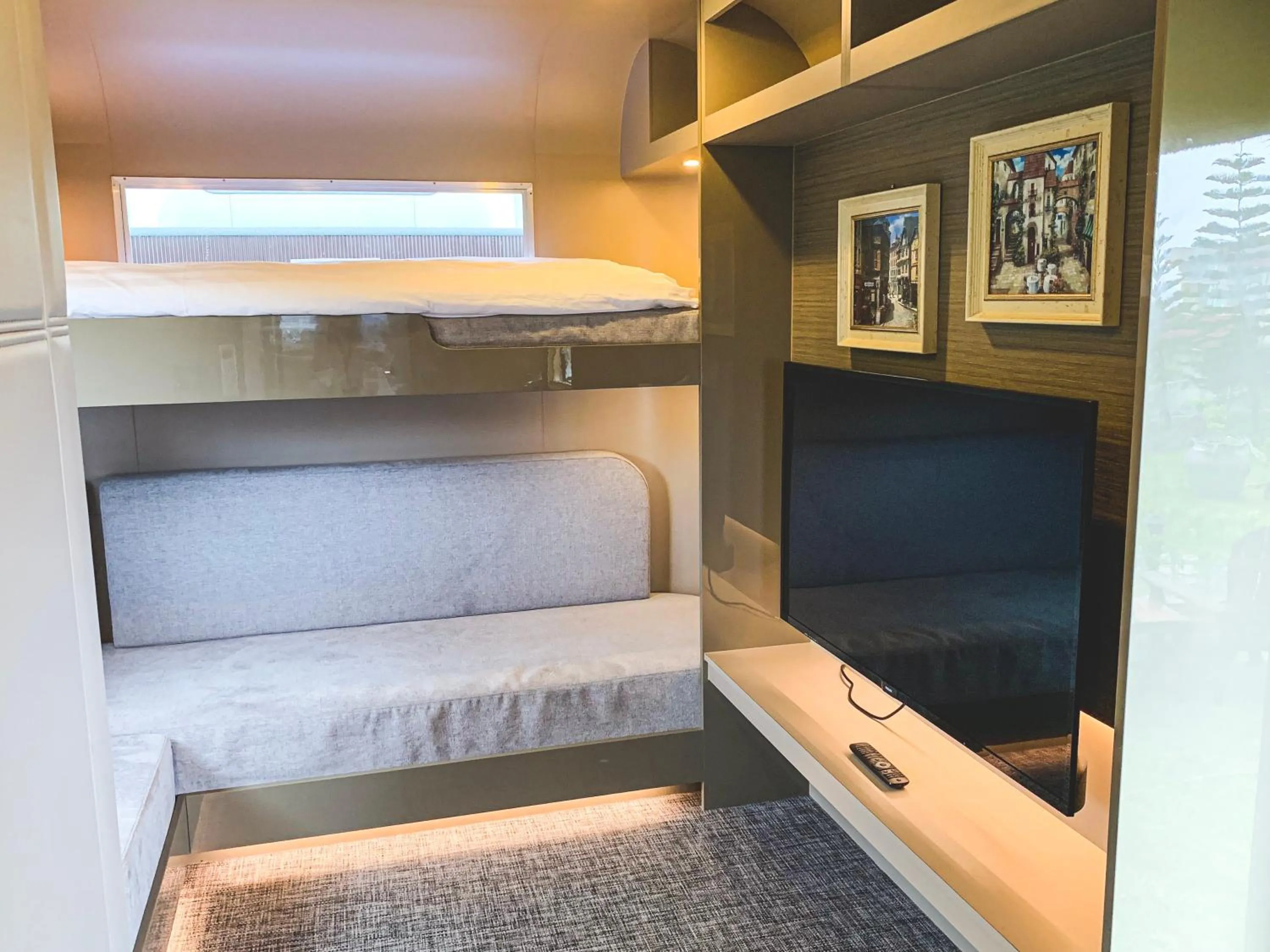 Tudor Dynasty Homestay