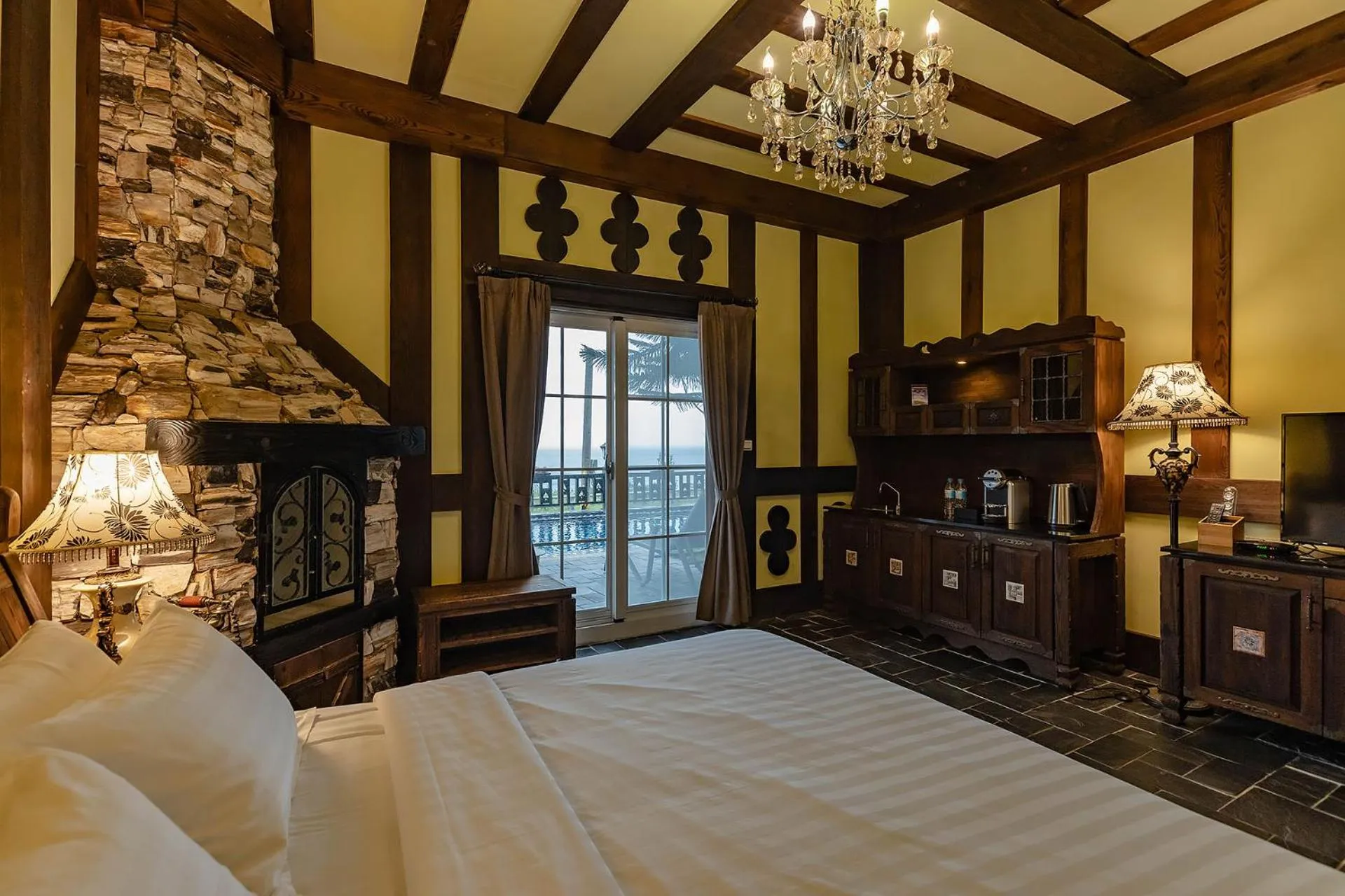 Tudor Dynasty Homestay