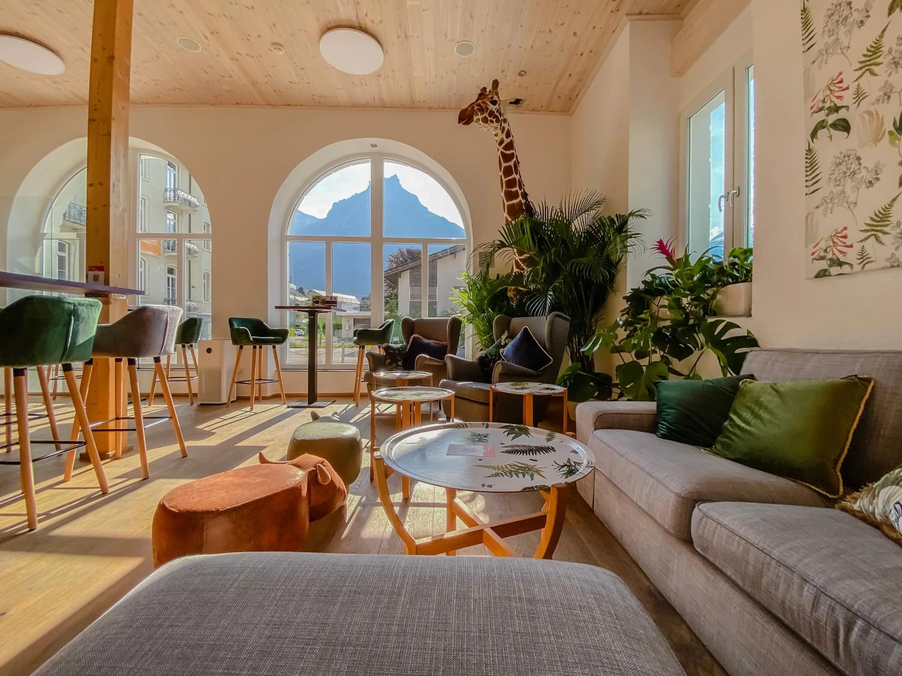 Lounge or bar in GRAND your home with common kitchens with self check-in