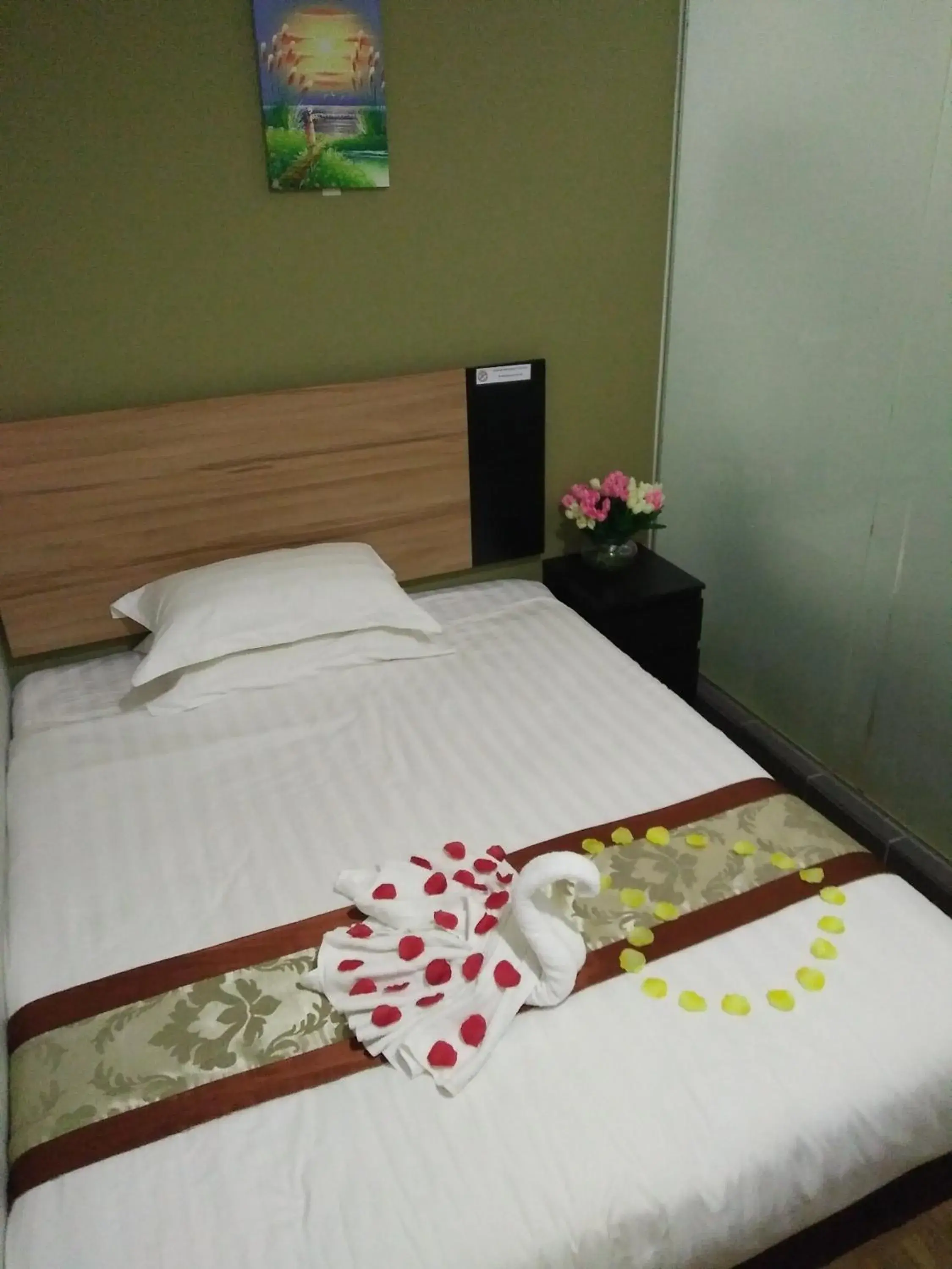 Bed in Amigo Hotel Bed in Amigo Hotel