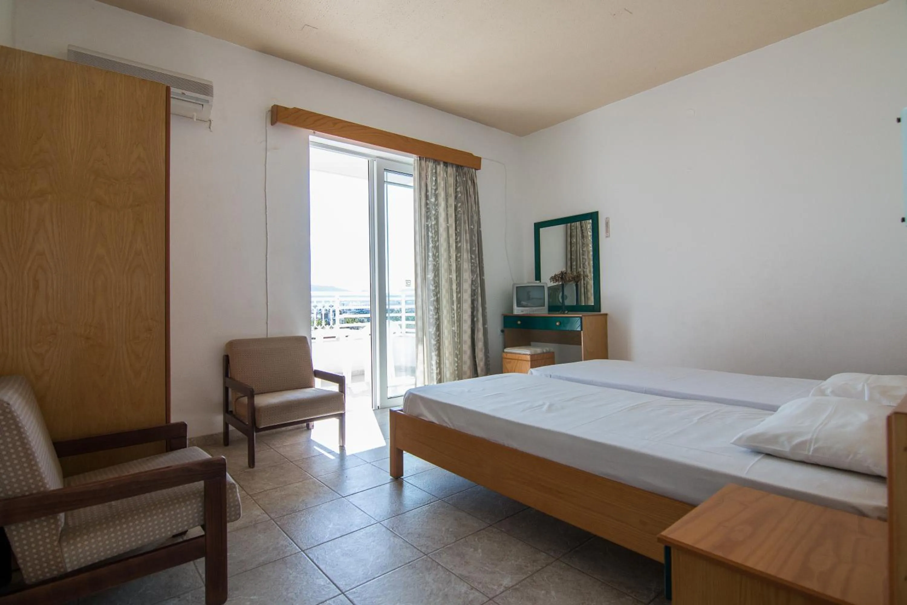 Decorative detail, Bed in Faliraki Dream Studios & Apartments