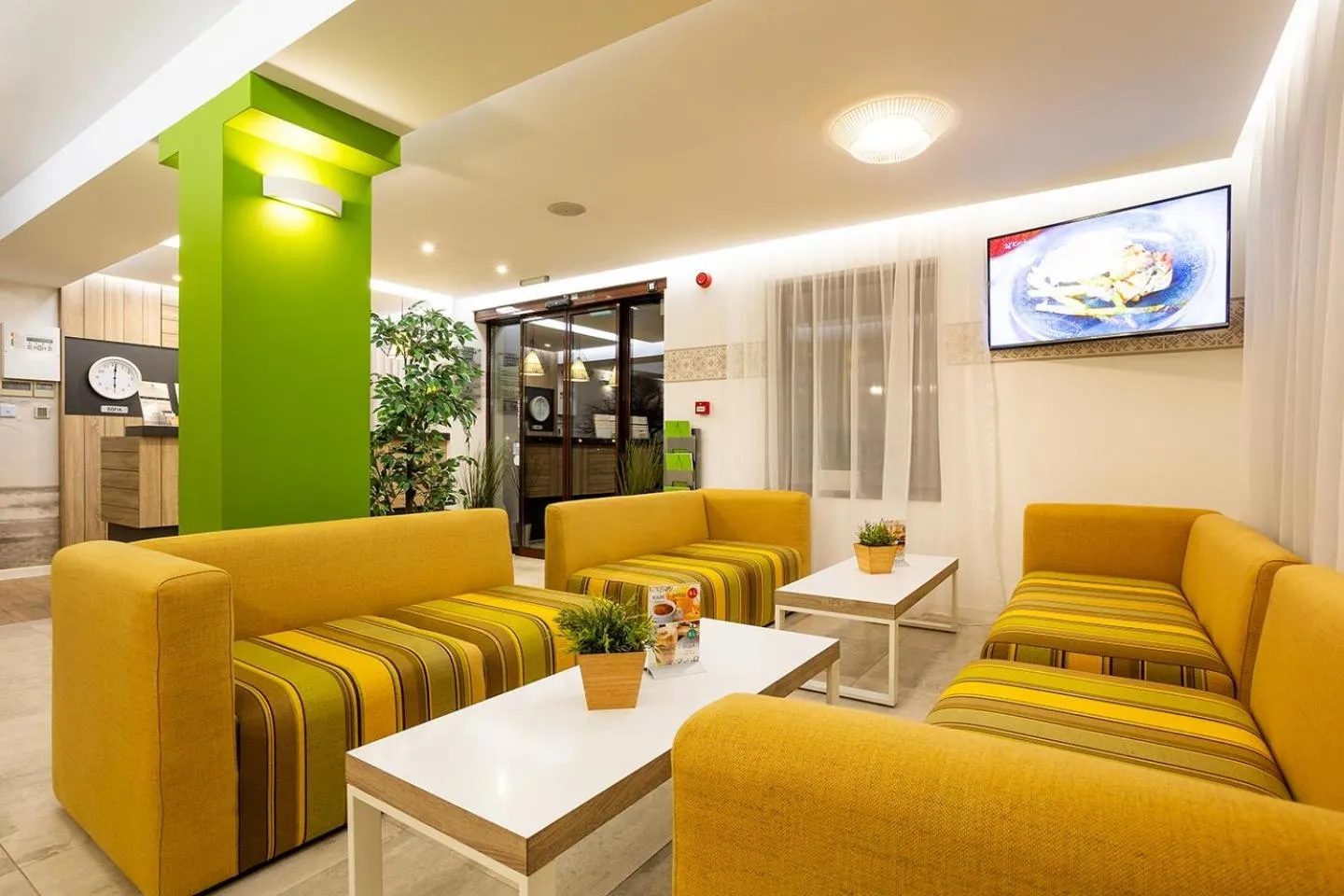 Lounge or bar in Hotel Compliment