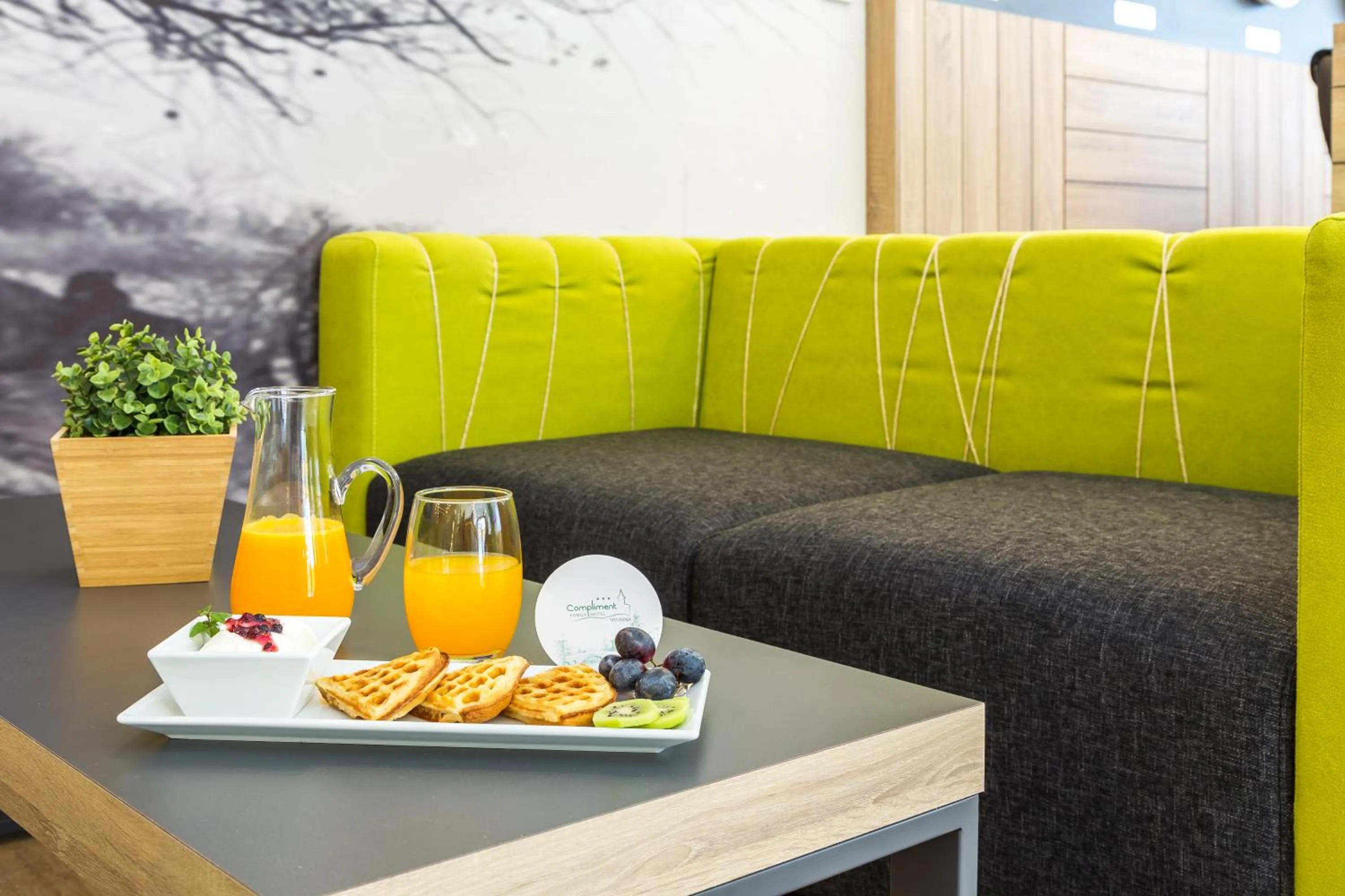 Lobby or reception in Hotel Compliment