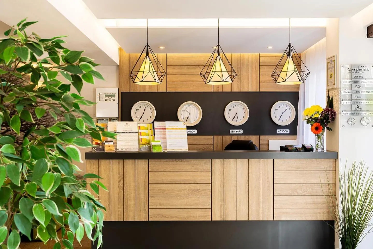 Lobby or reception in Hotel Compliment