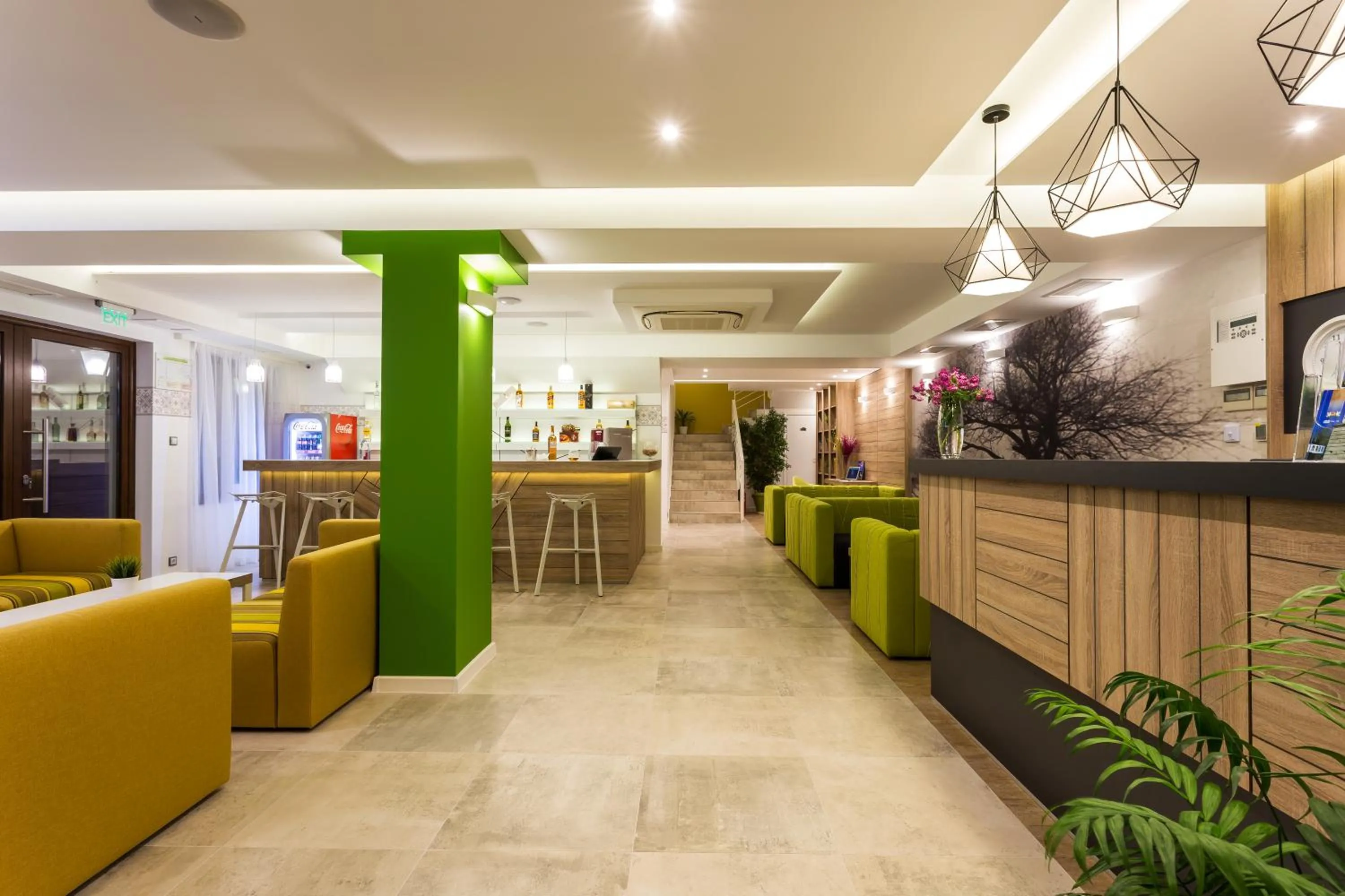 Lobby or reception in Hotel Compliment