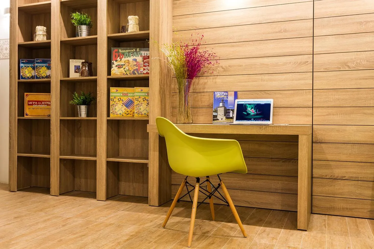 Property building in Hotel Compliment