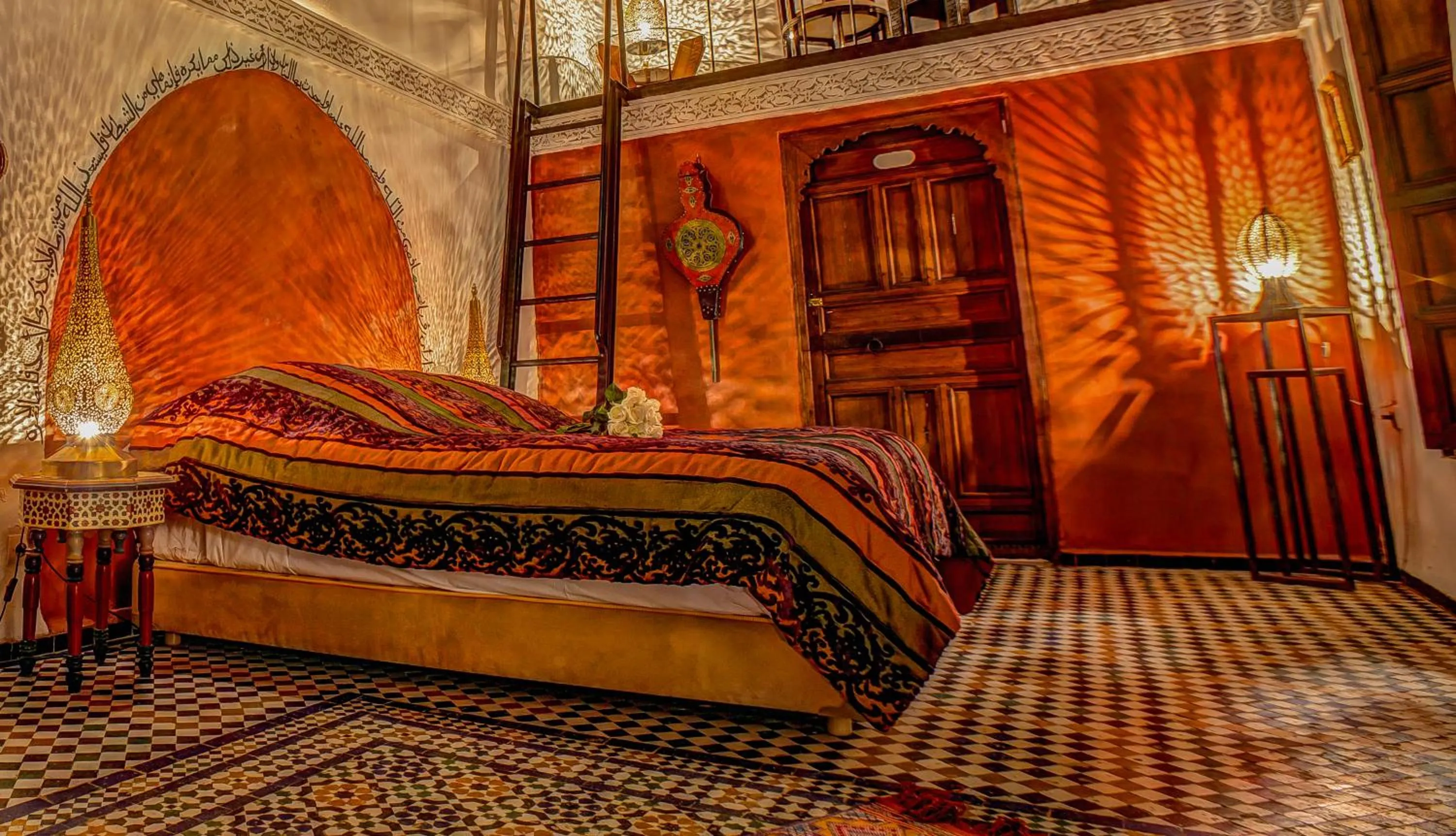 Photo of the whole room, Bed in Riad Almaz