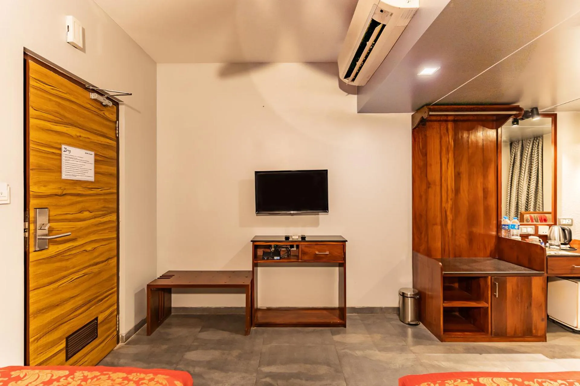 Bedroom in Zense Candolim