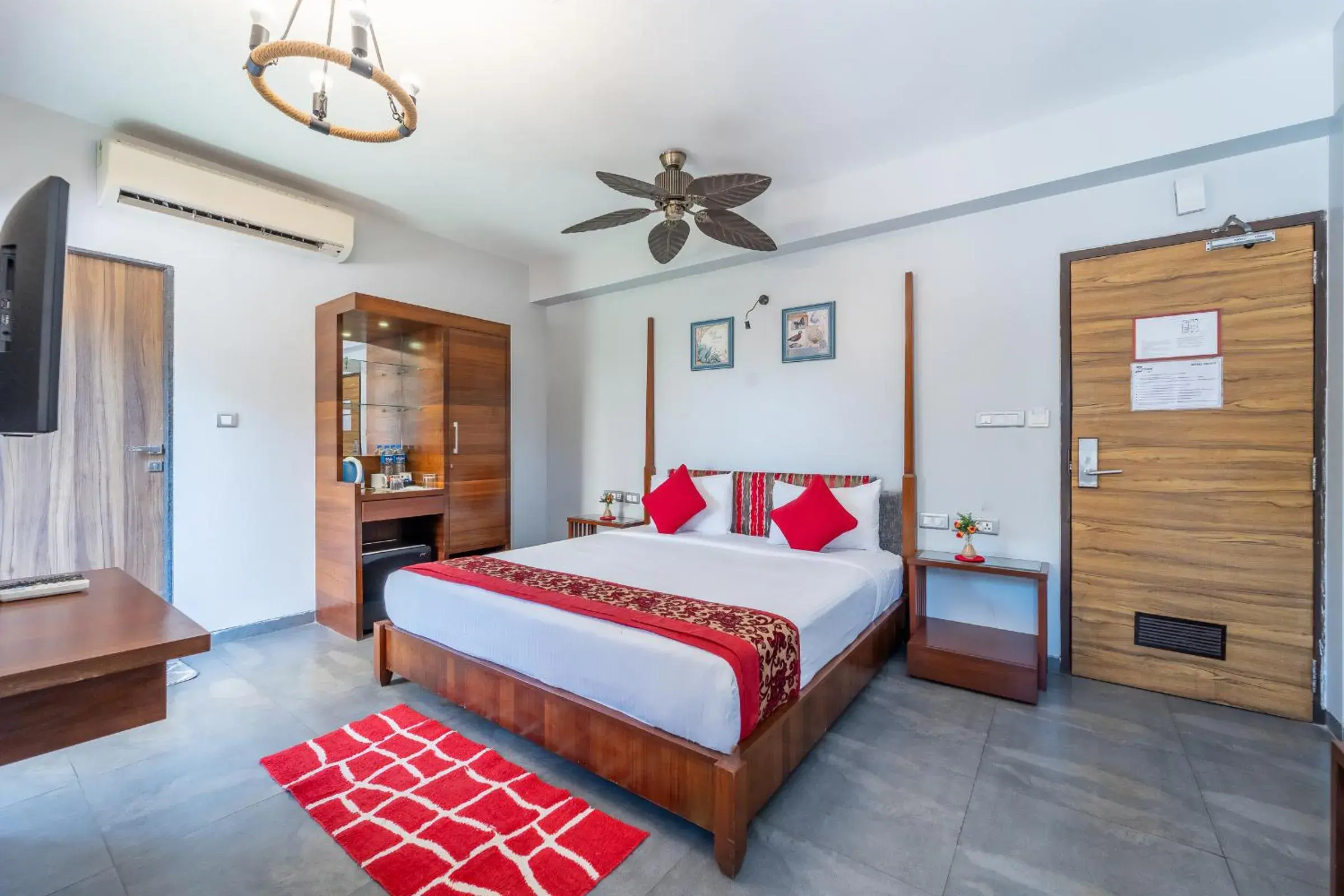 Bed in Zense Candolim Bed in Zense Candolim