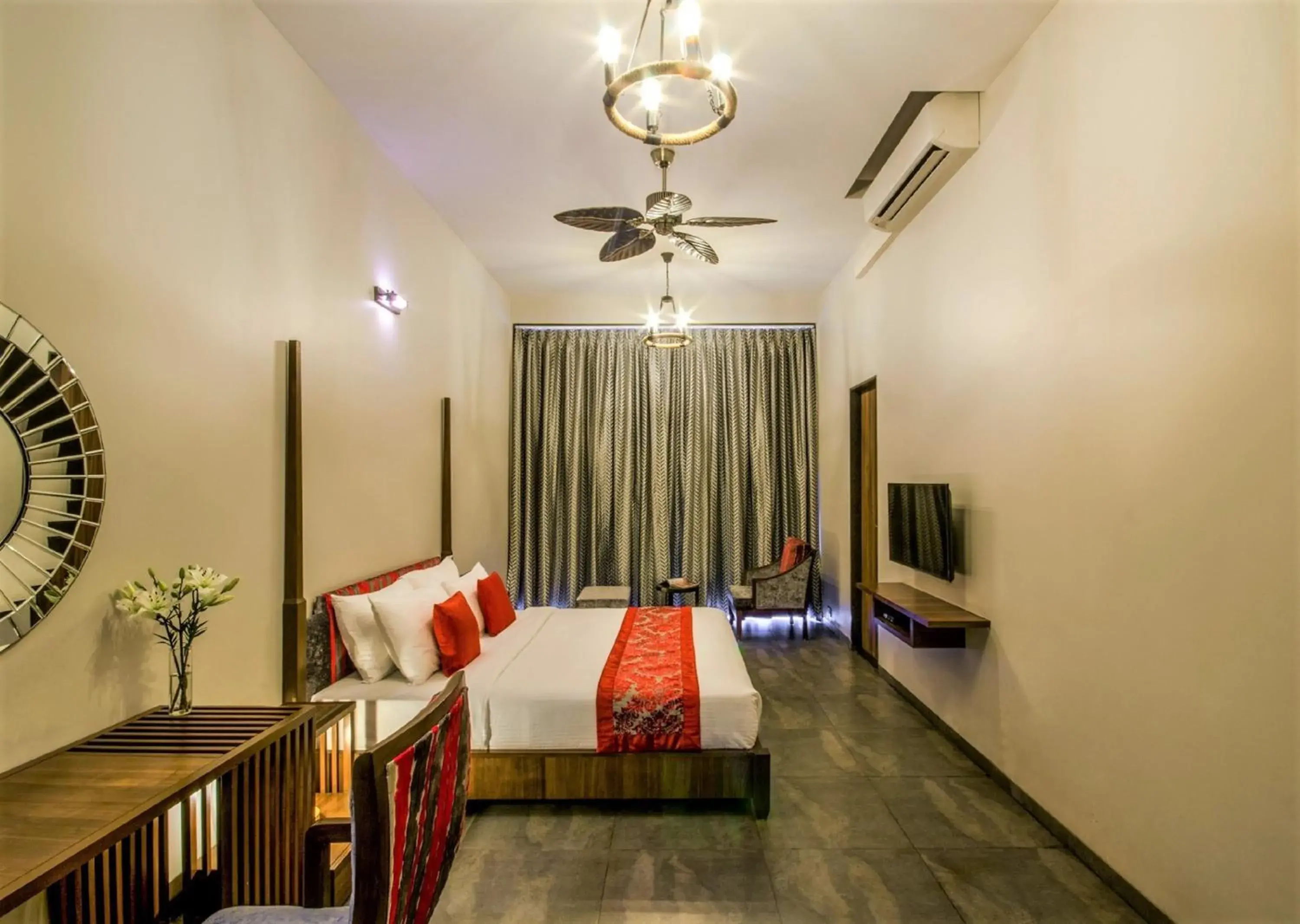 Photo of the whole room, Bed in Zense Candolim Photo of the whole room, Bed in Zense Candolim