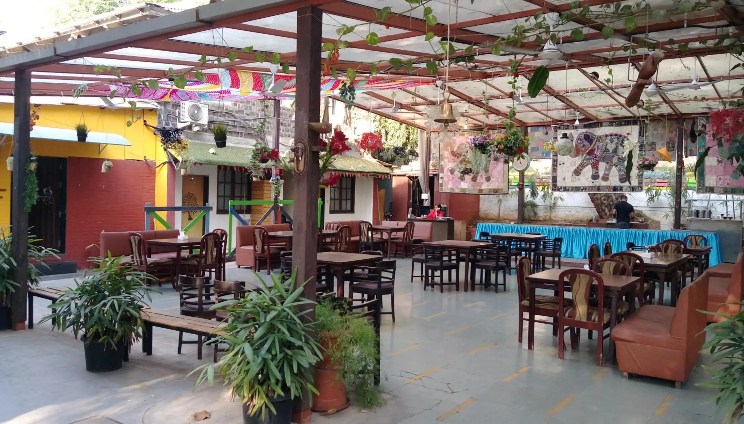 Restaurant/places to eat in Hotel Ritz Restaurant/places to eat in Hotel Ritz