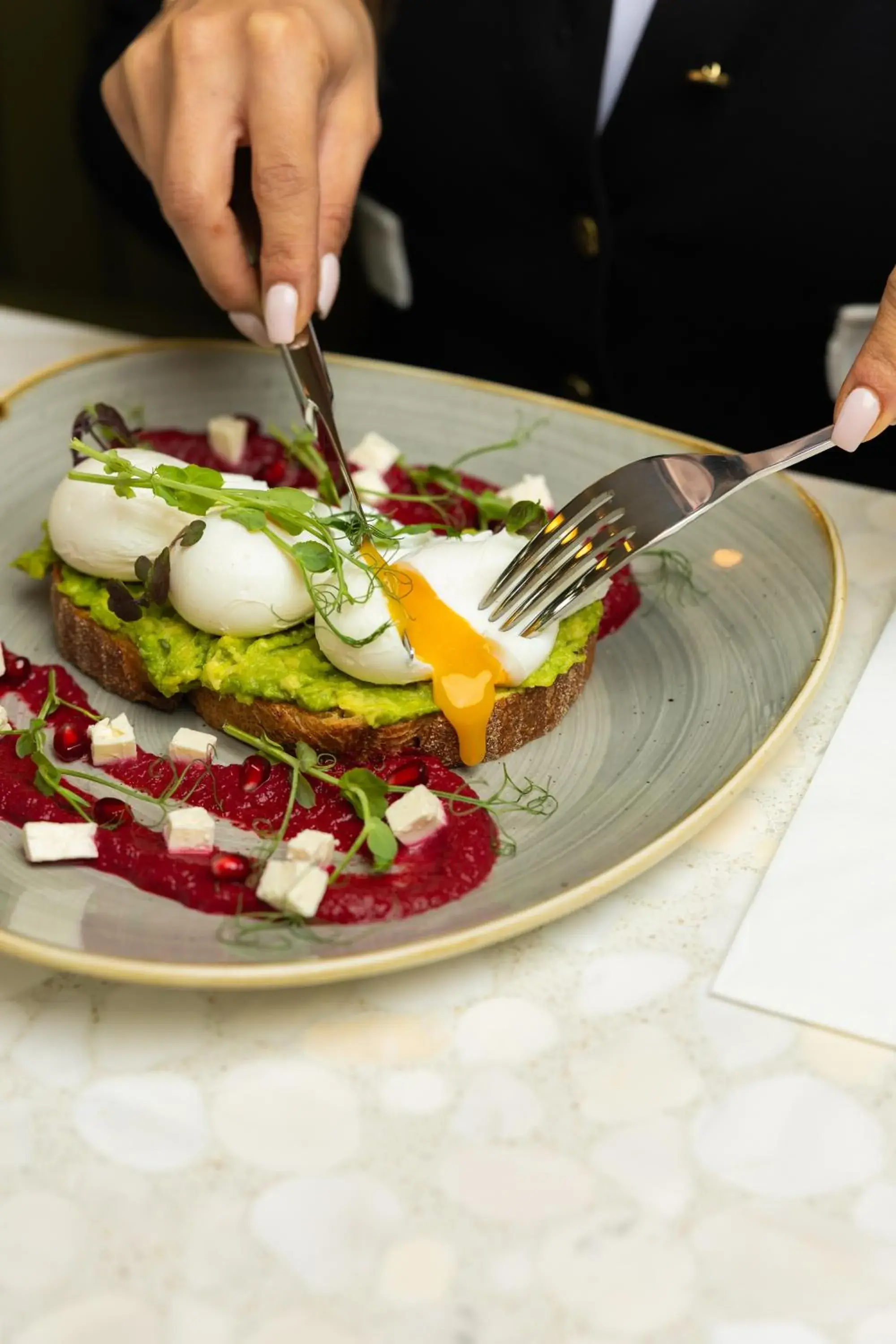 Restaurant/places to eat in The Lion & Key Hotel Restaurant/places to eat in The Lion & Key Hotel