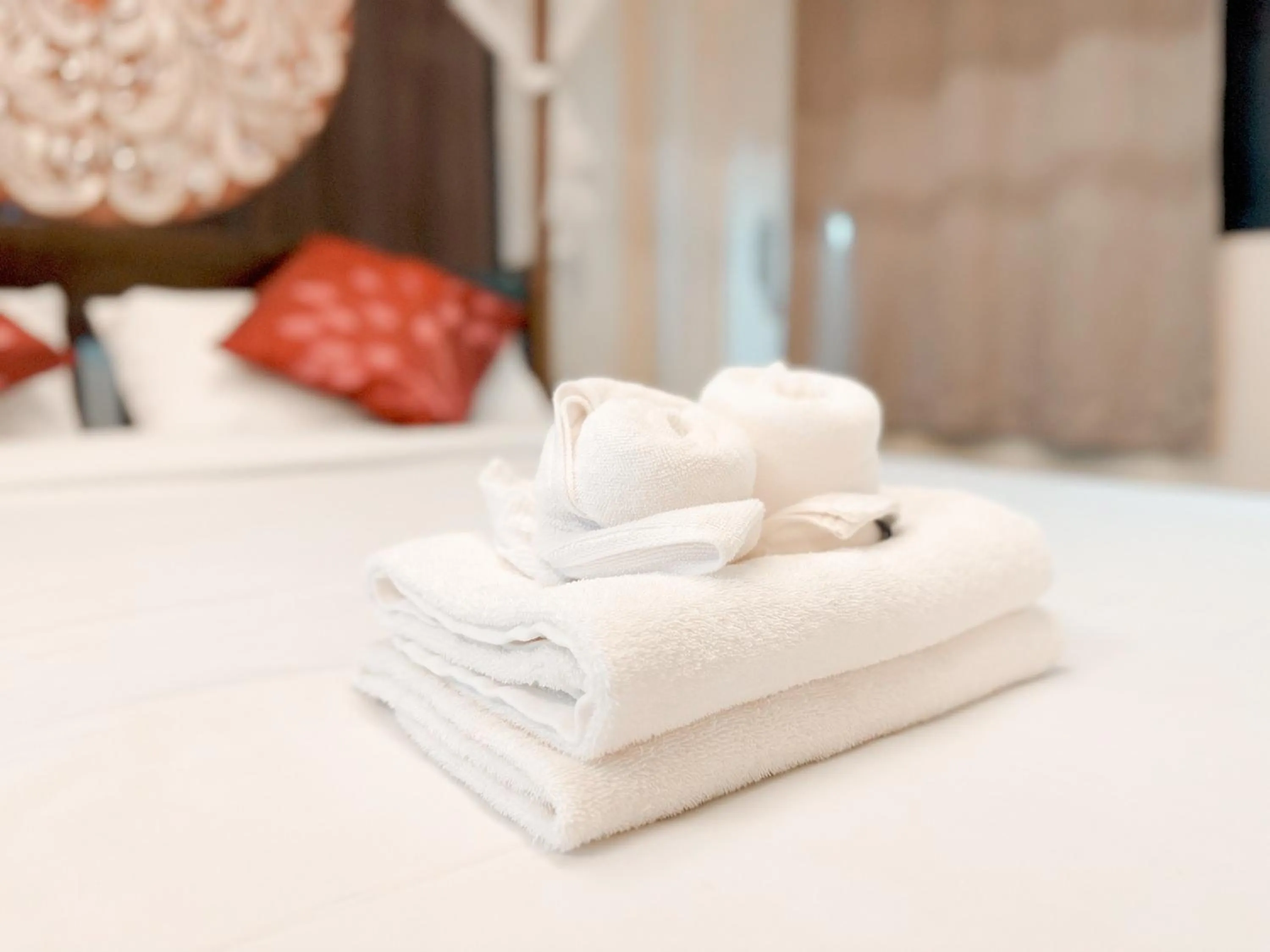 Photo of the whole room, Bed in Monfai Culture House