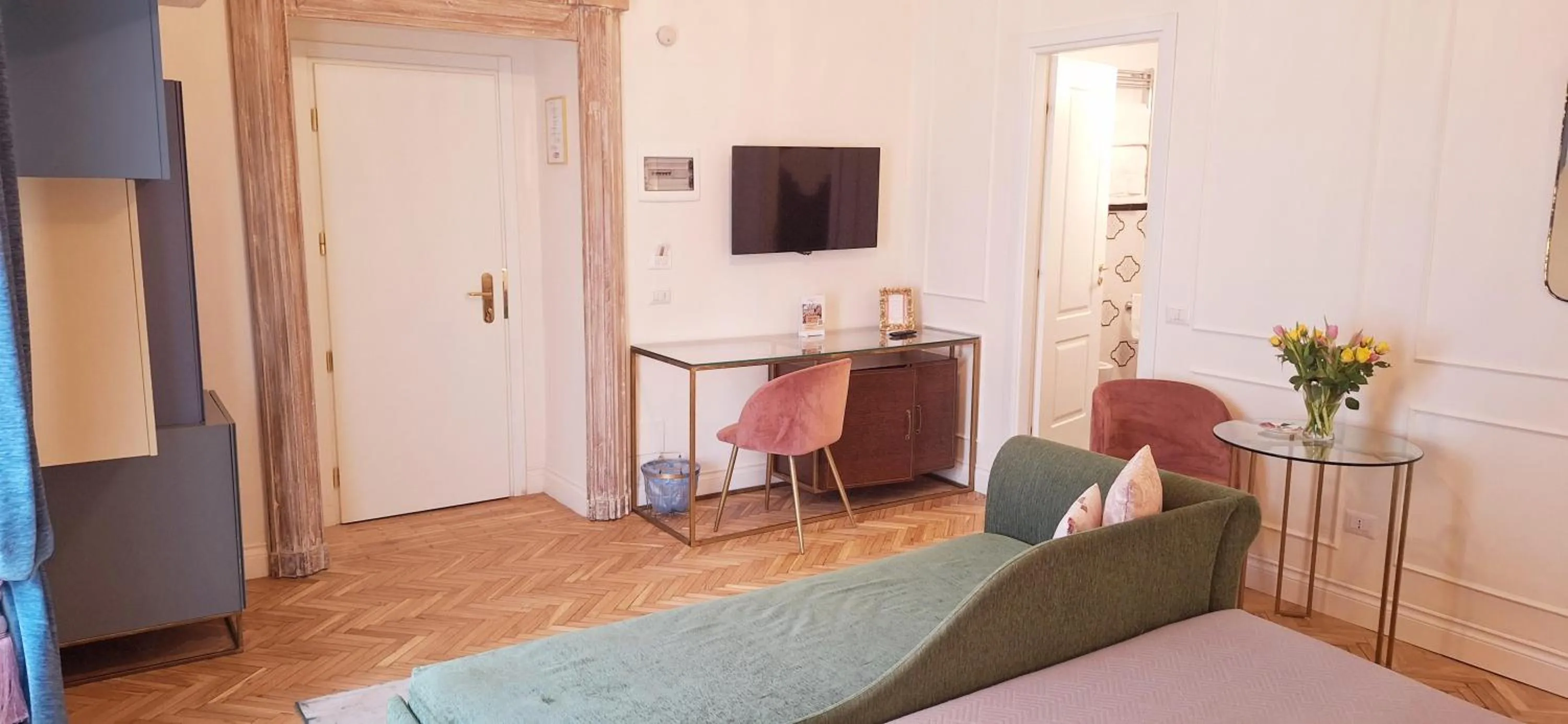 TV and multimedia in Ingrami Suites and Spa