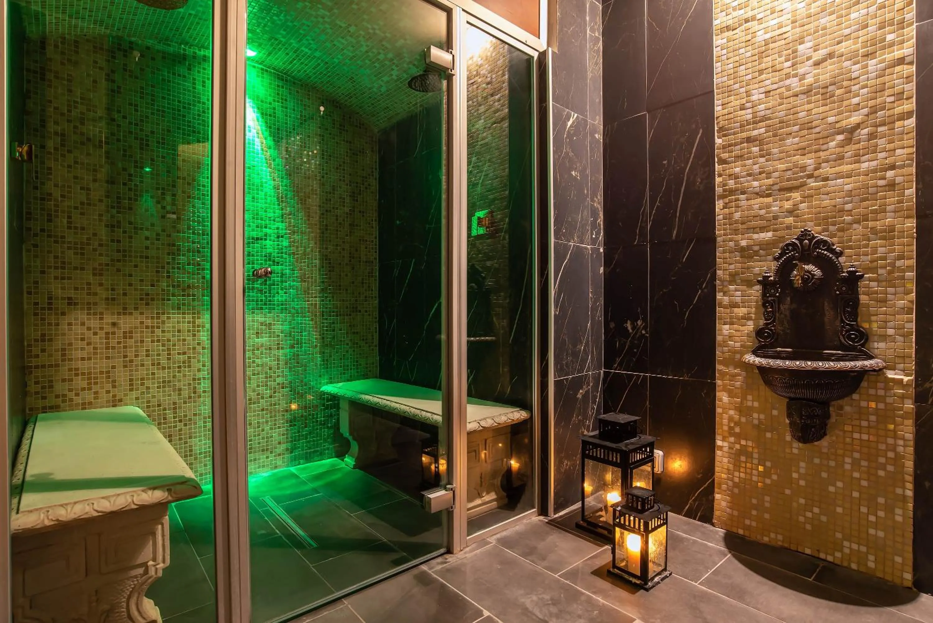 Steam room in Ingrami Suites and Spa