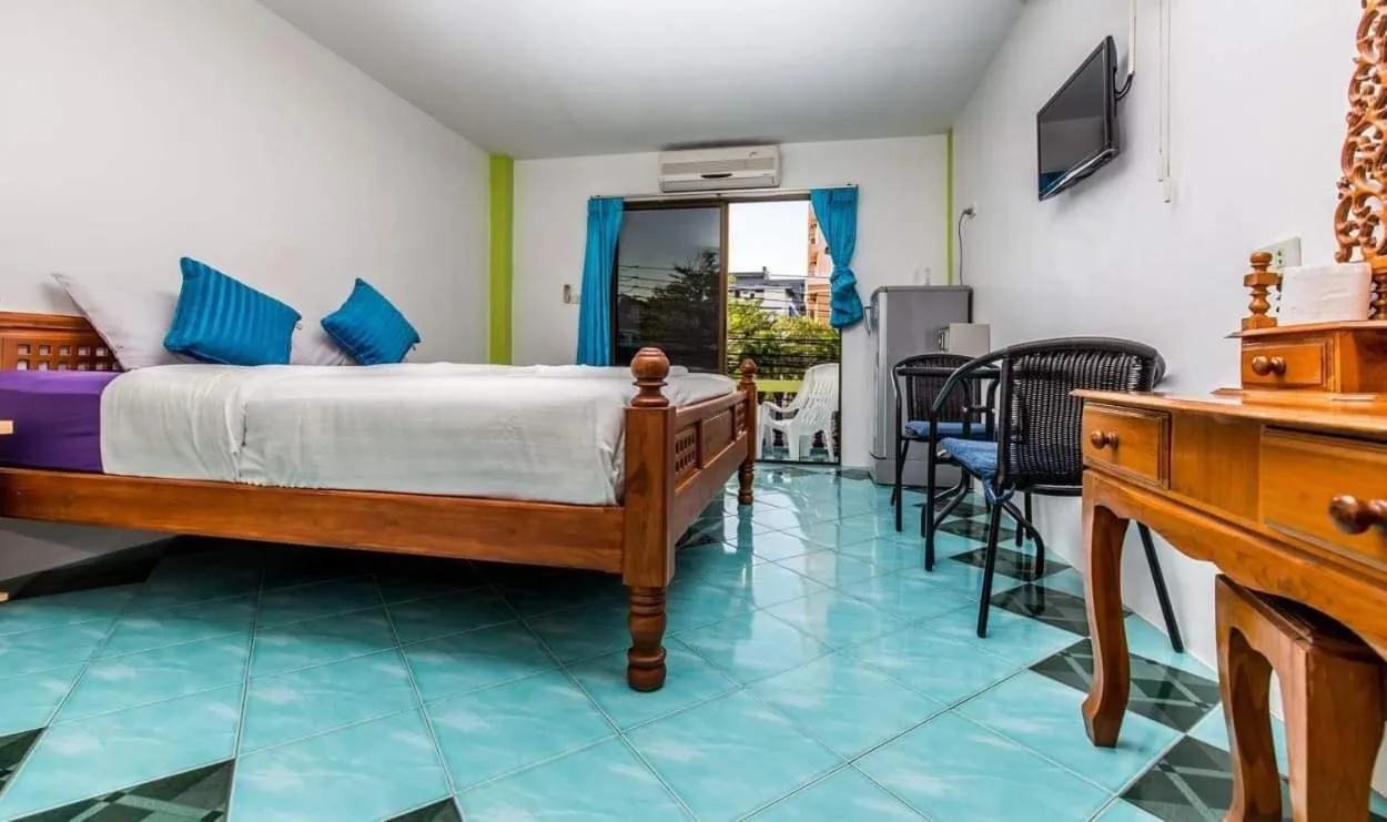 Photo of the whole room, Bed in Nong Guest House