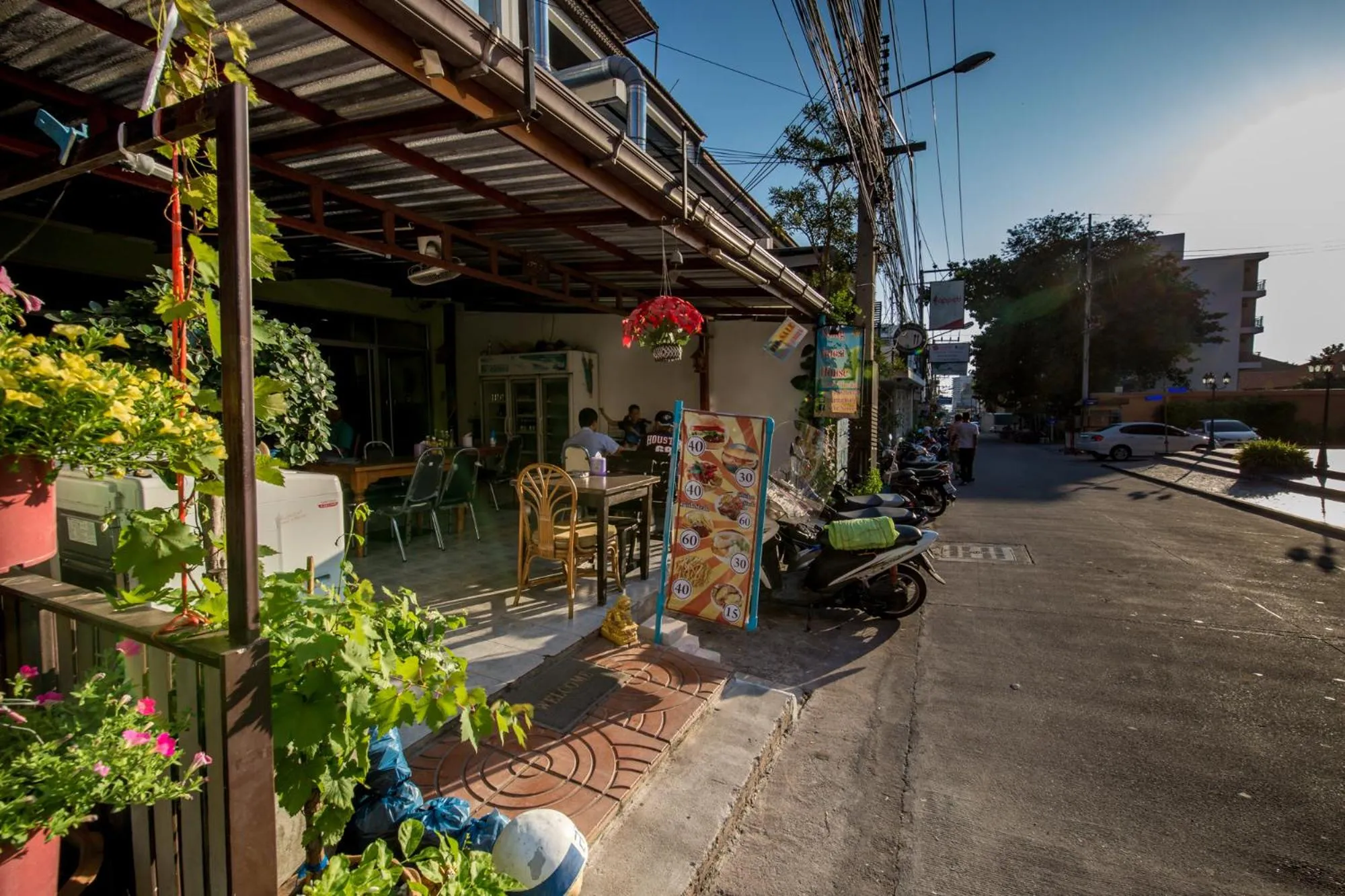 Facade/entrance in Nong Guest House