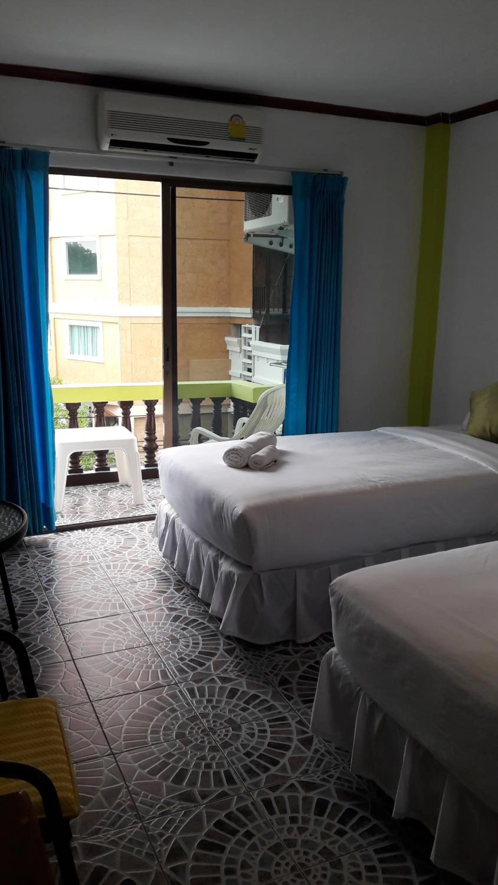 Photo of the whole room, Bed in Nong Guest House