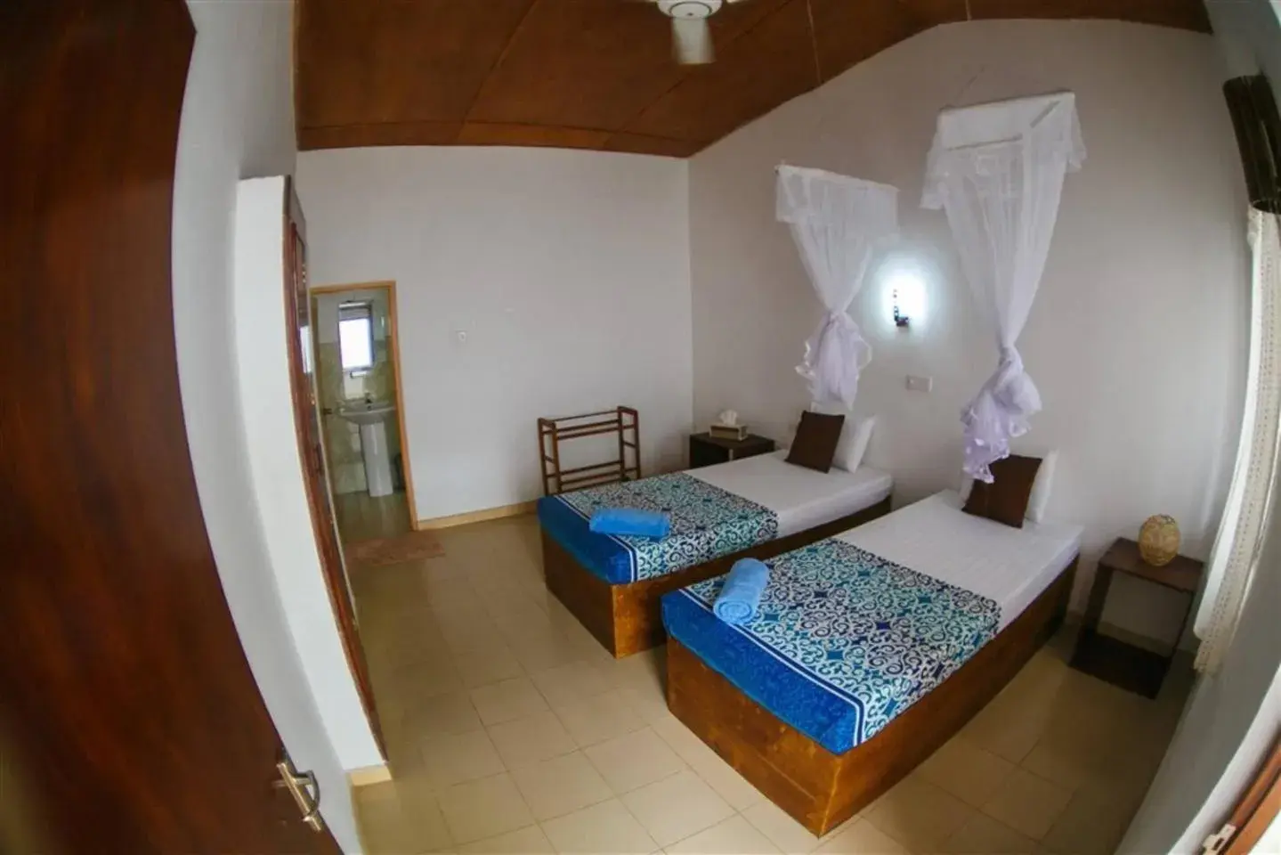 Double or Twin Room with Bathroom - single occupancy in Hostel First Mirissa Double or Twin Room with Bathroom - single occupancy in Hostel First Mirissa