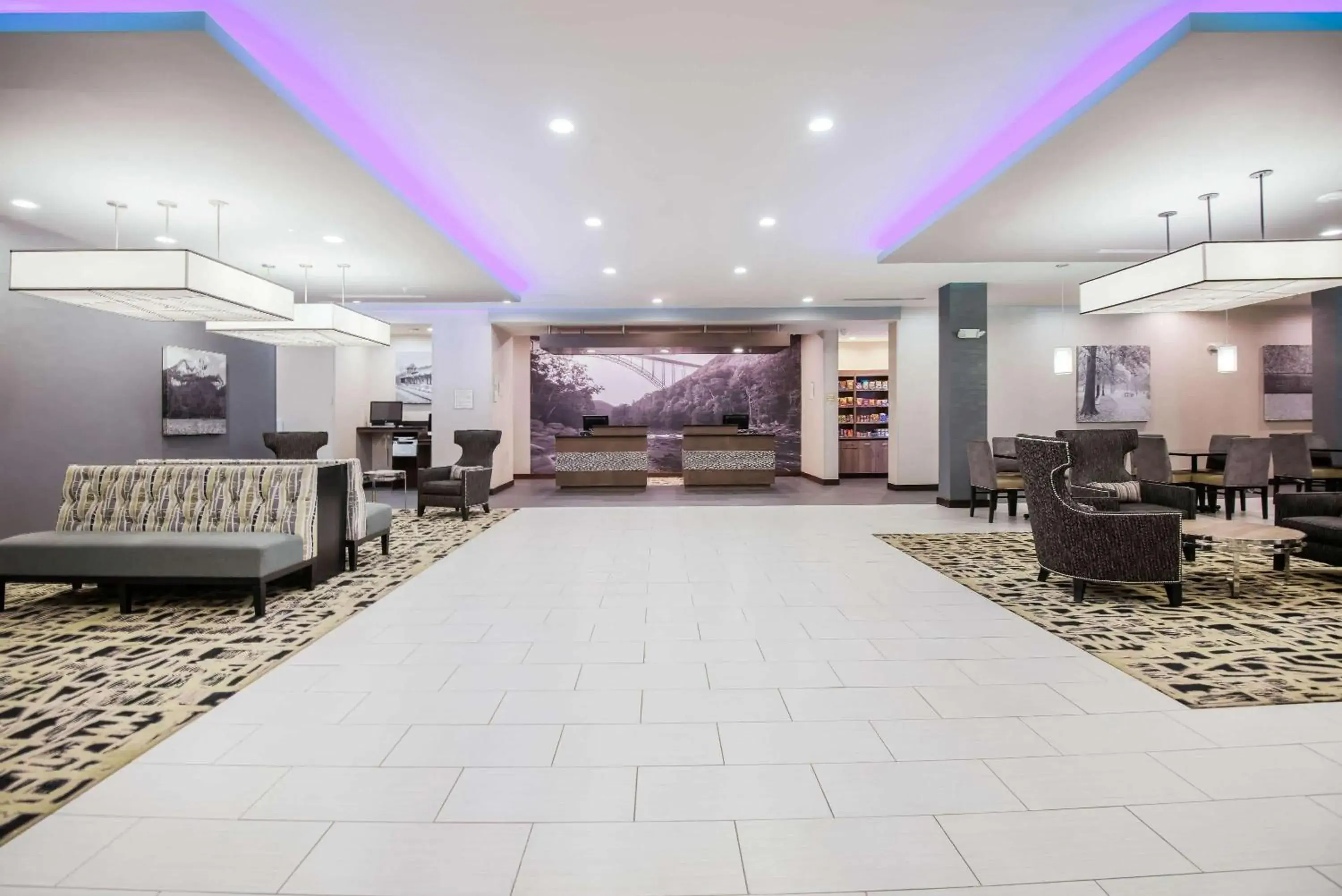 Lobby or reception in La Quinta by Wyndham Morgantown Lobby or reception in La Quinta by Wyndham Morgantown