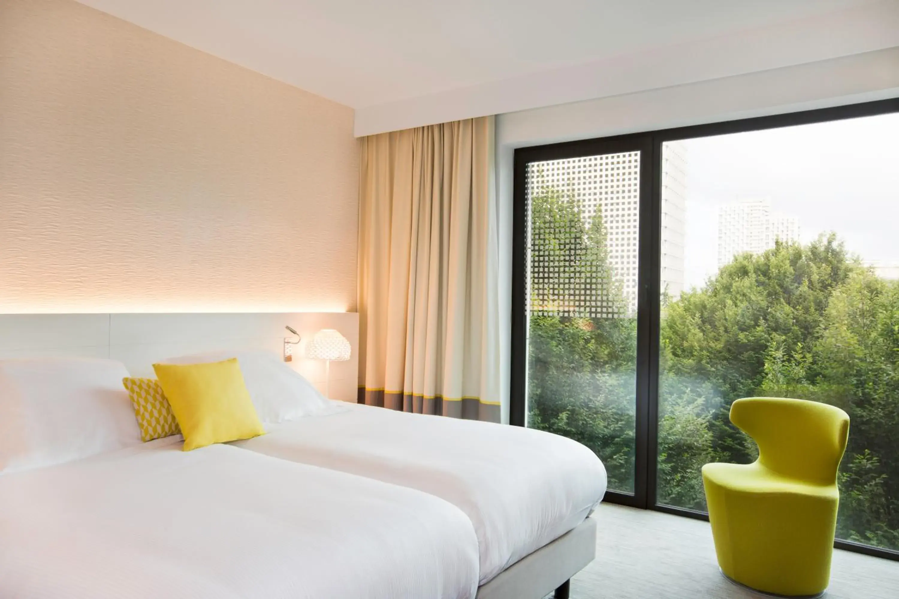 Property building, Bed in BW Premier Collection Le Saint Antoine Hotel et Spa Property building, Bed in BW Premier Collection Le Saint Antoine Hotel et Spa