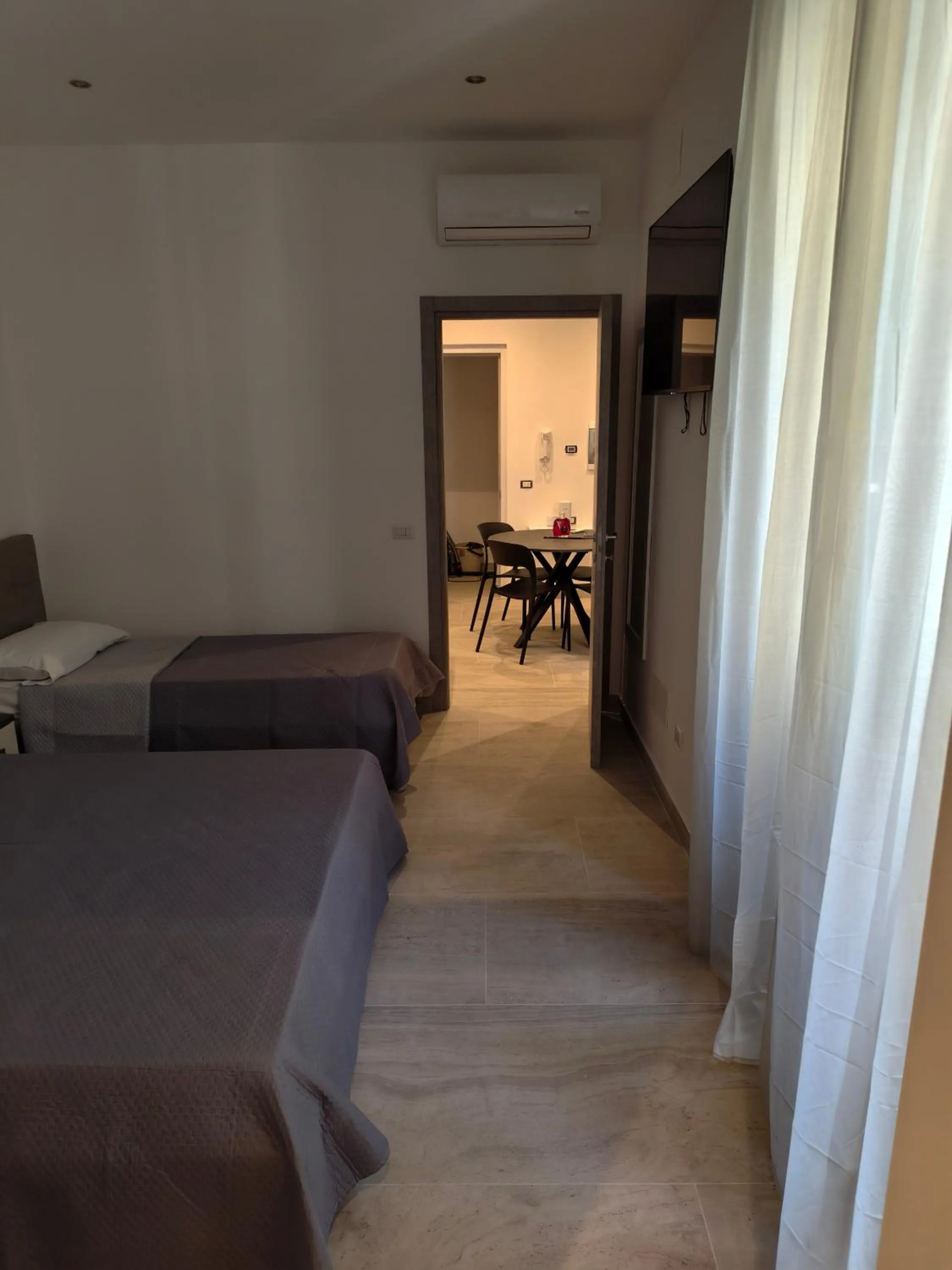 Photo of the whole room, Bed in Jadore Monic