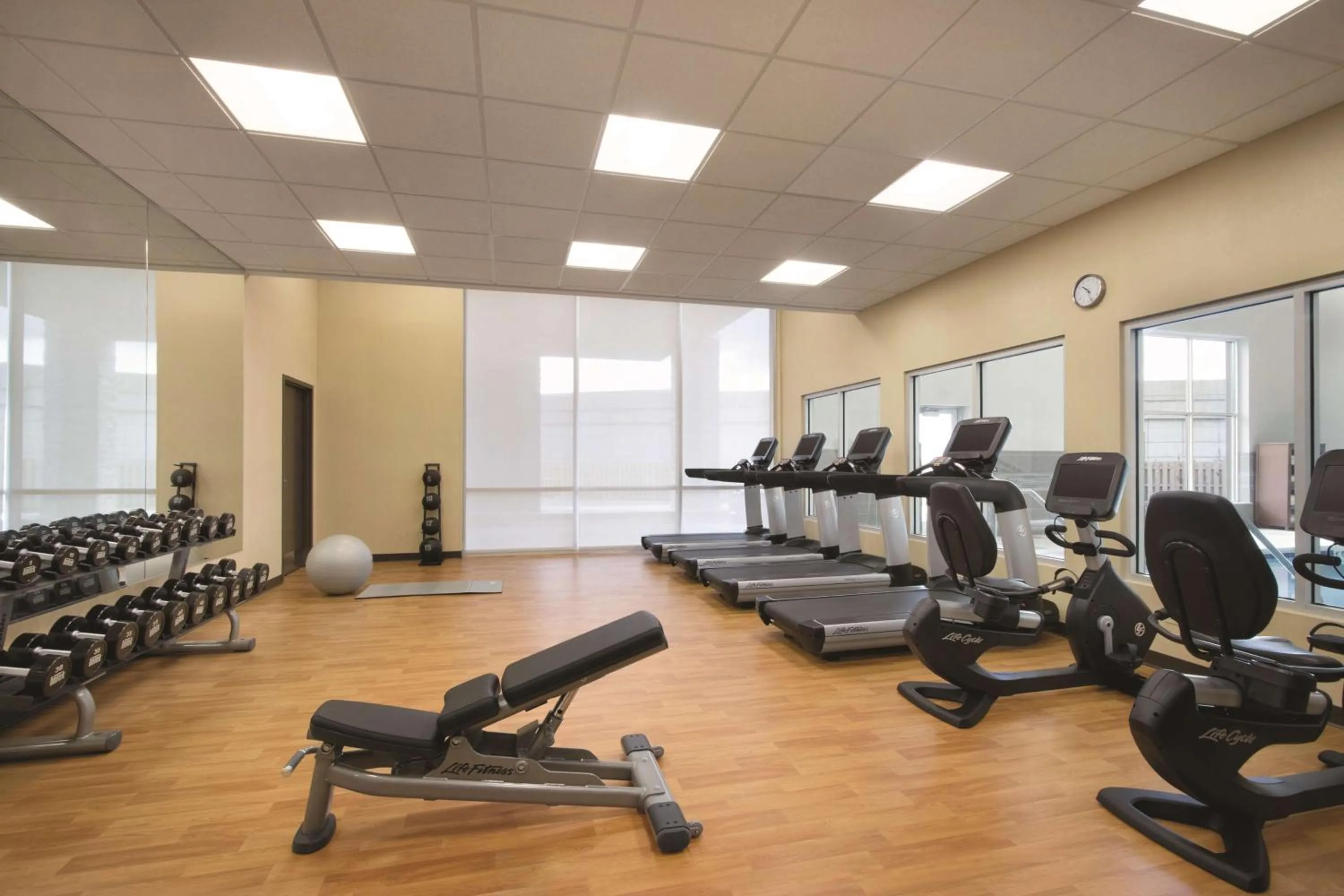 Fitness centre/facilities in Hyatt Place Chicago O'Hare Airport
