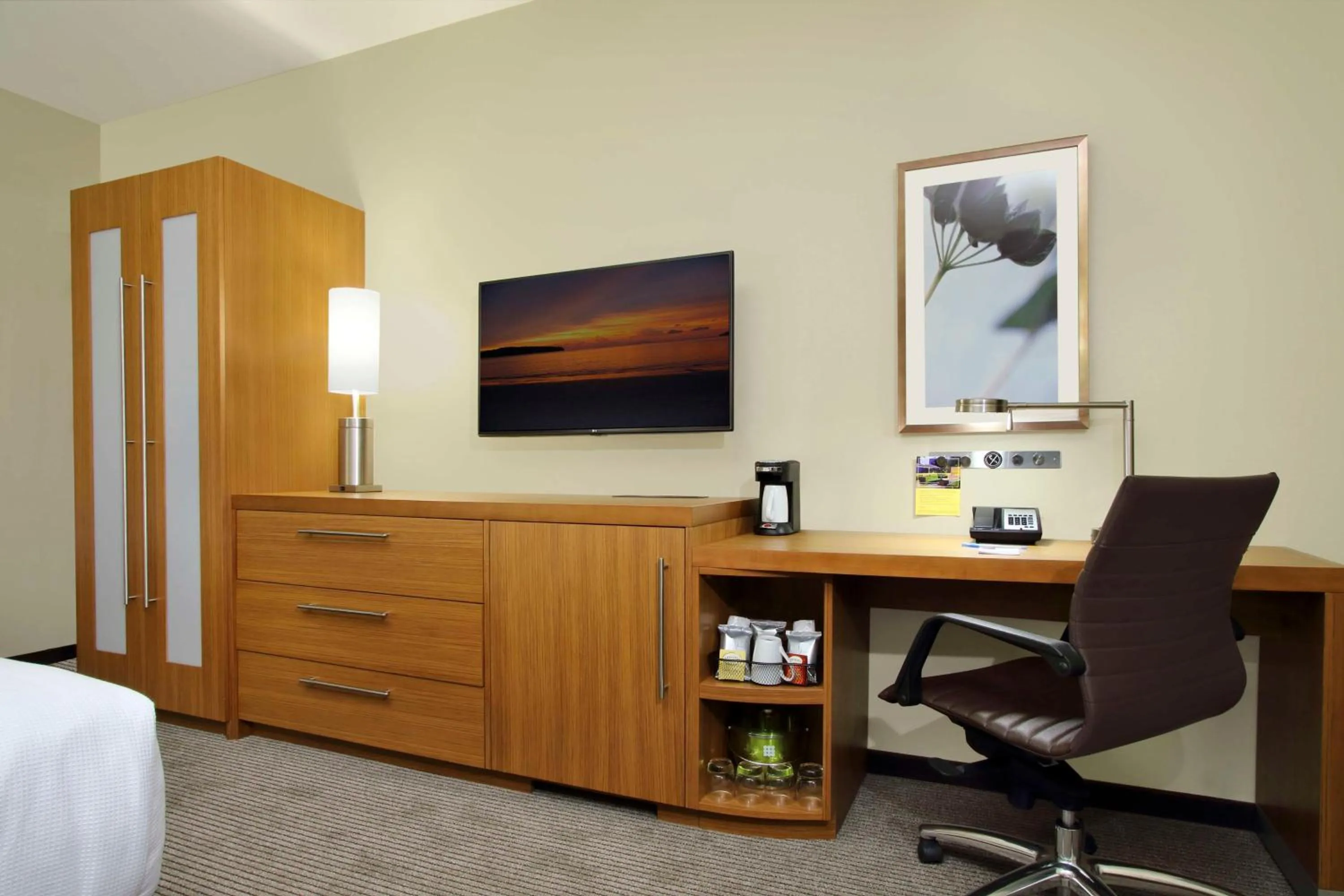 Bedroom in Hyatt Place Houston/Katy