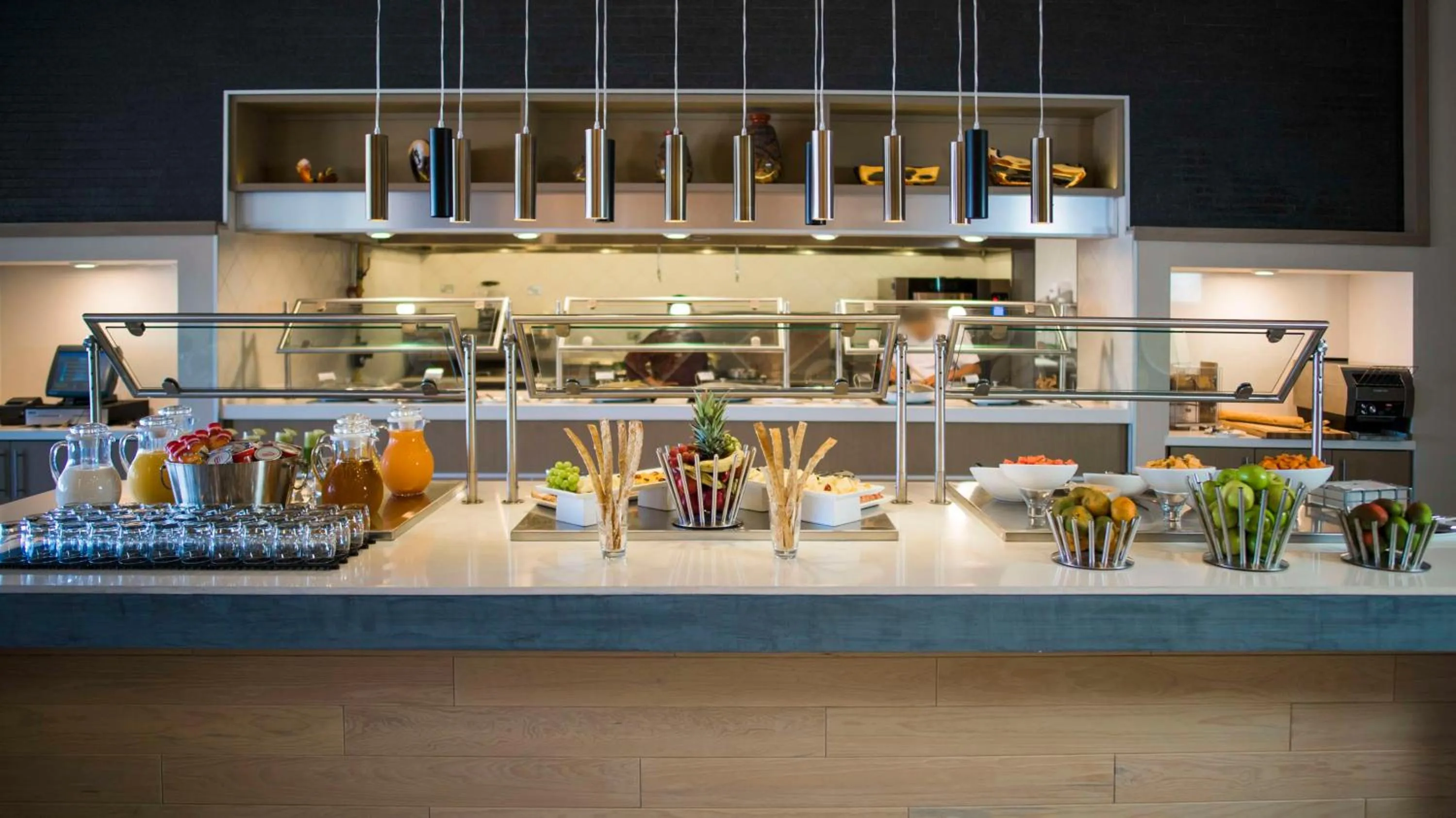 Restaurant/places to eat in Hyatt Place Managua