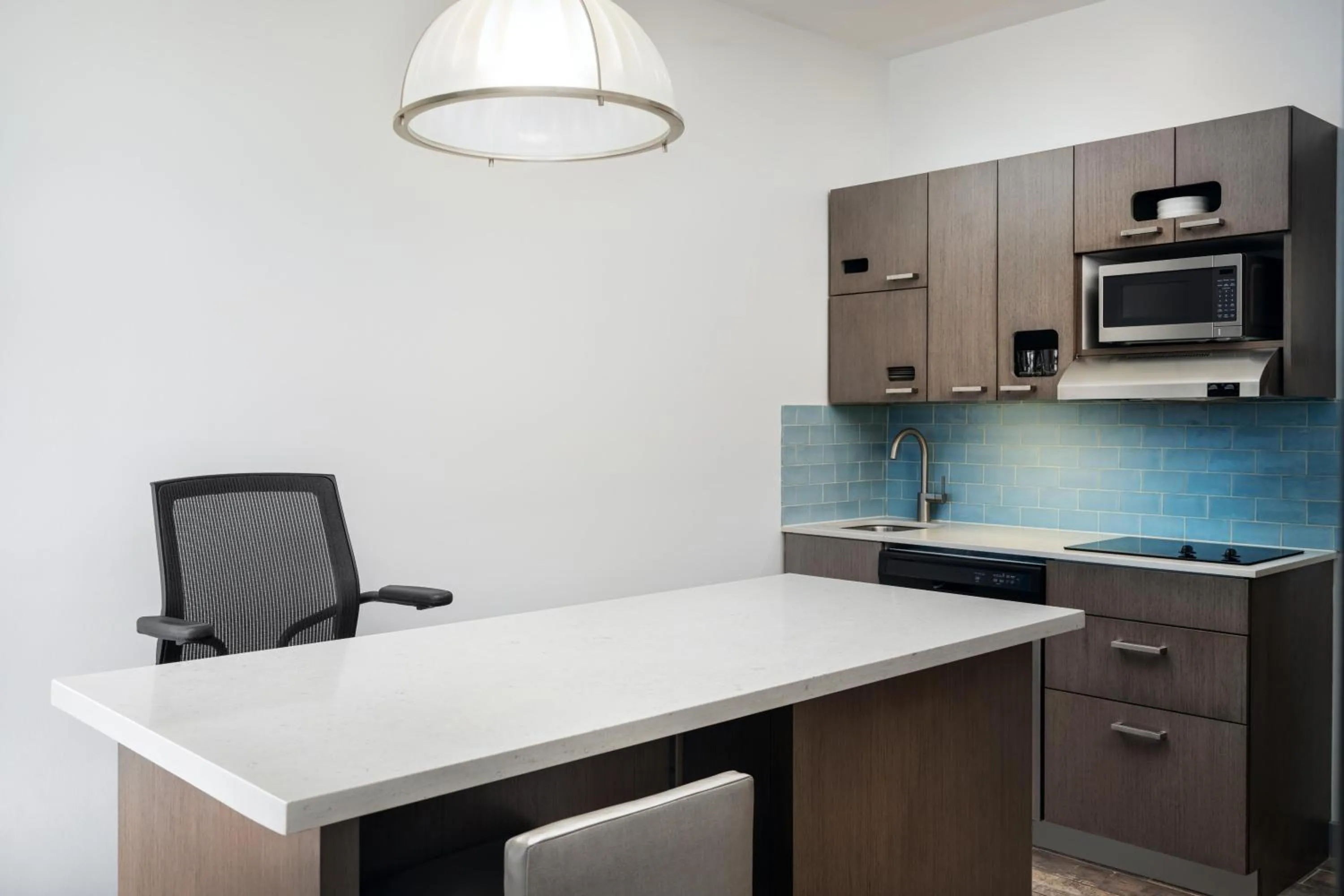 Photo of the whole room in Hyatt House Naples 5th Avenue