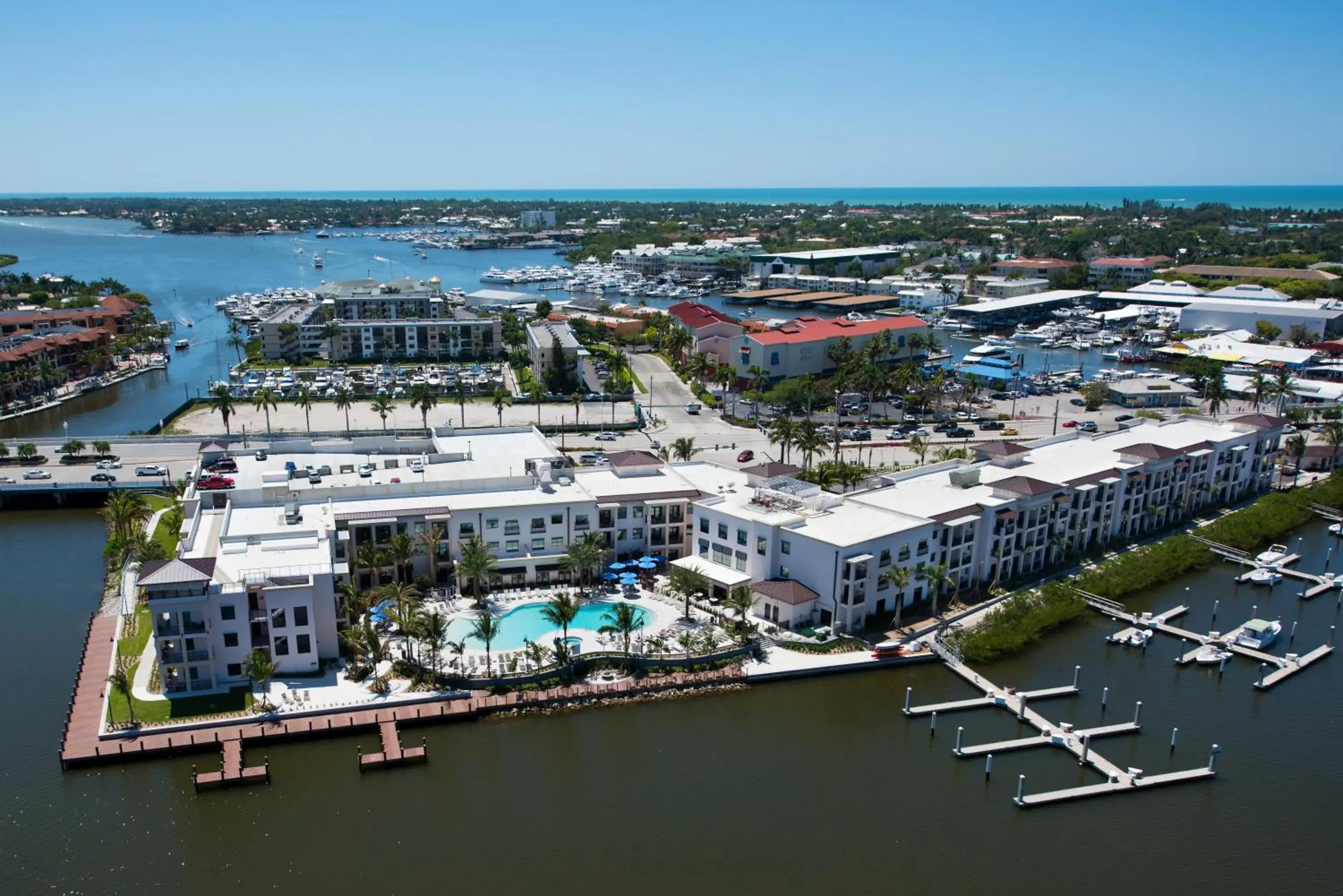 Property building in Hyatt House Naples 5th Avenue Property building in Hyatt House Naples 5th Avenue