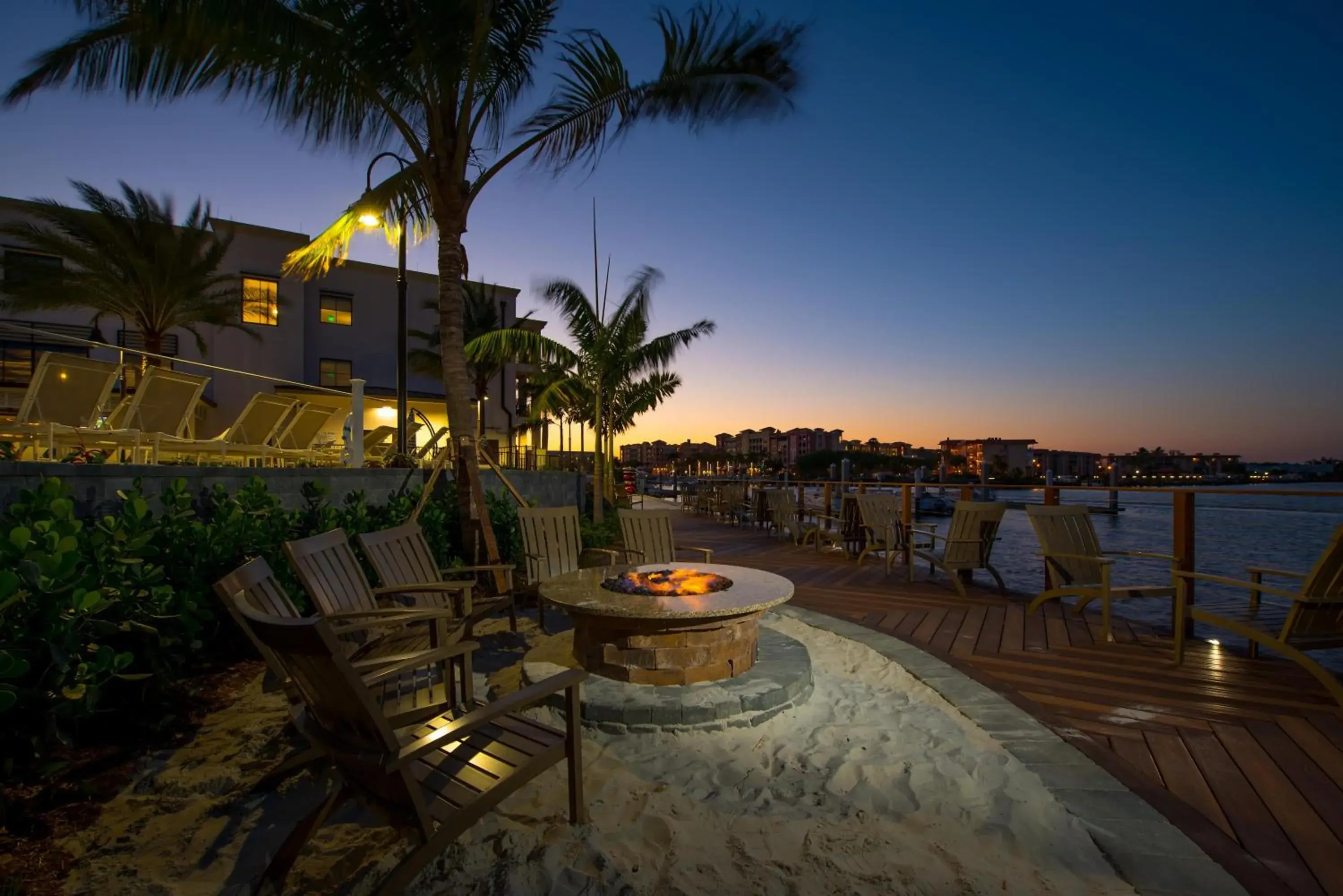 Property building in Hyatt House Naples 5th Avenue Property building in Hyatt House Naples 5th Avenue