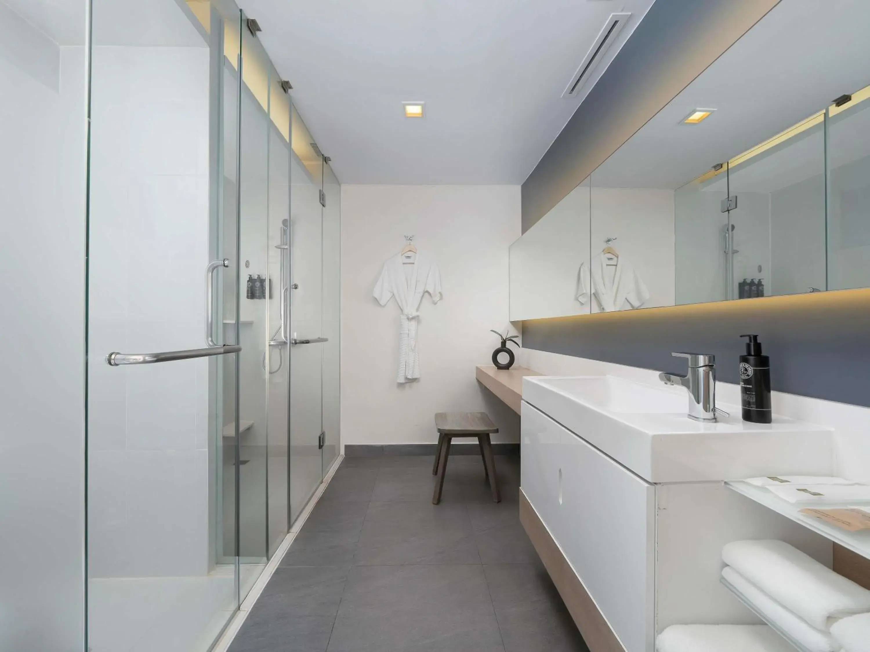 Bedroom in Andaman Beach Hotel Phuket - Handwritten Collection Bedroom in Andaman Beach Hotel Phuket - Handwritten Collection