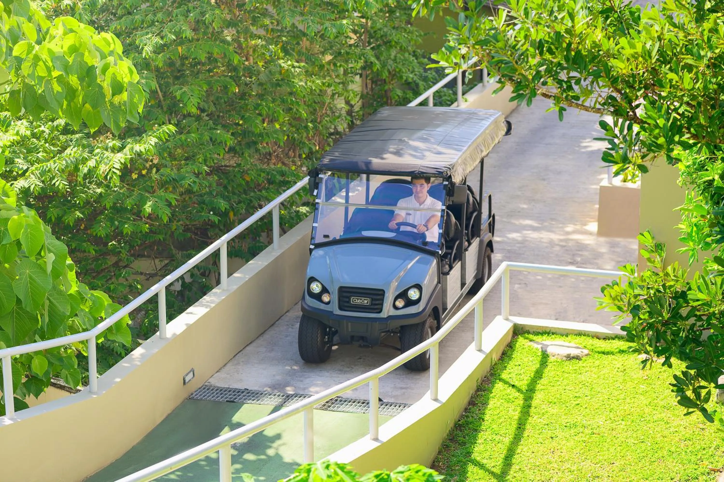 Area and facilities in Andaman Beach Hotel Phuket - Handwritten Collection
