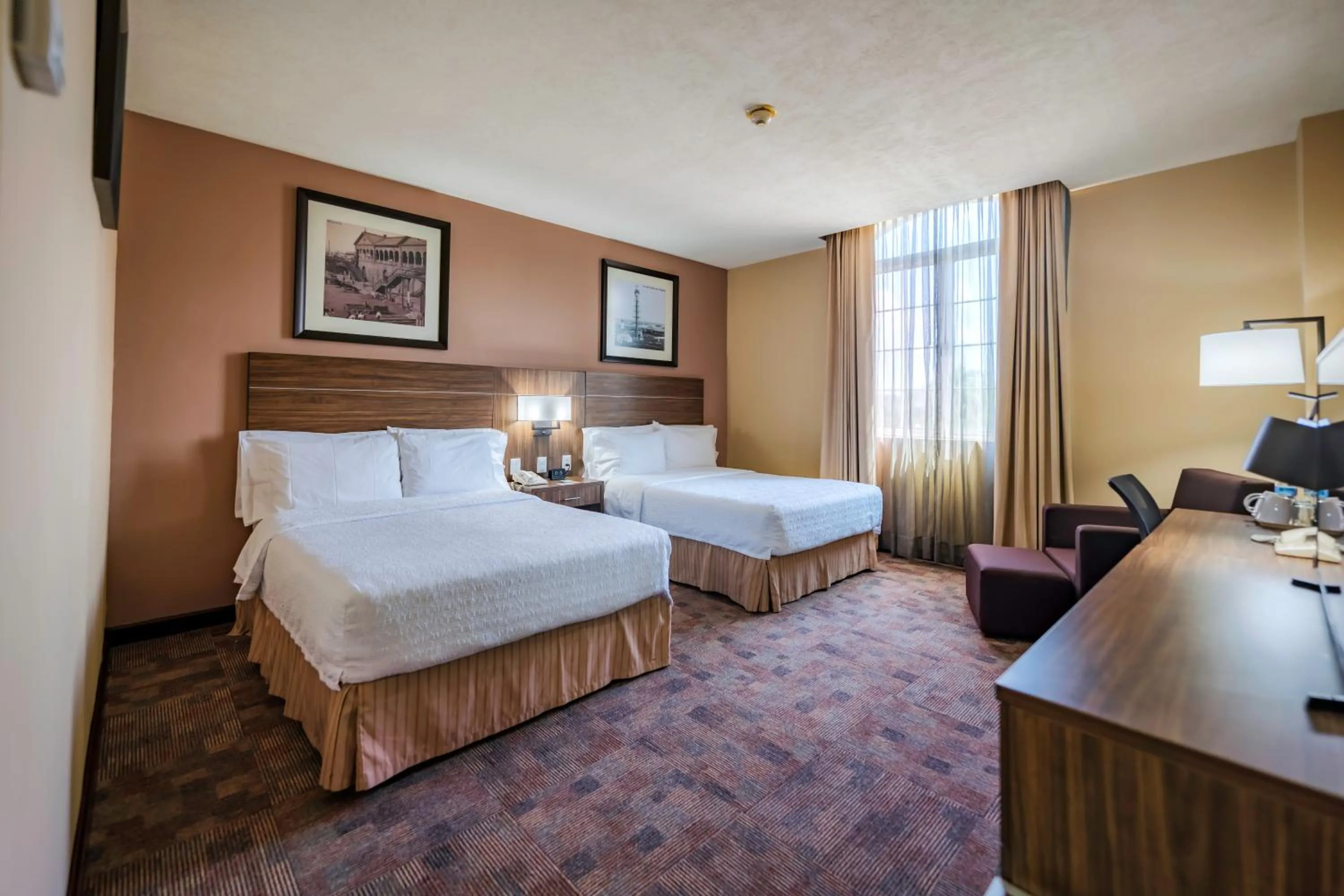 Bed in Hampton Inn Tampico Zona Dorada