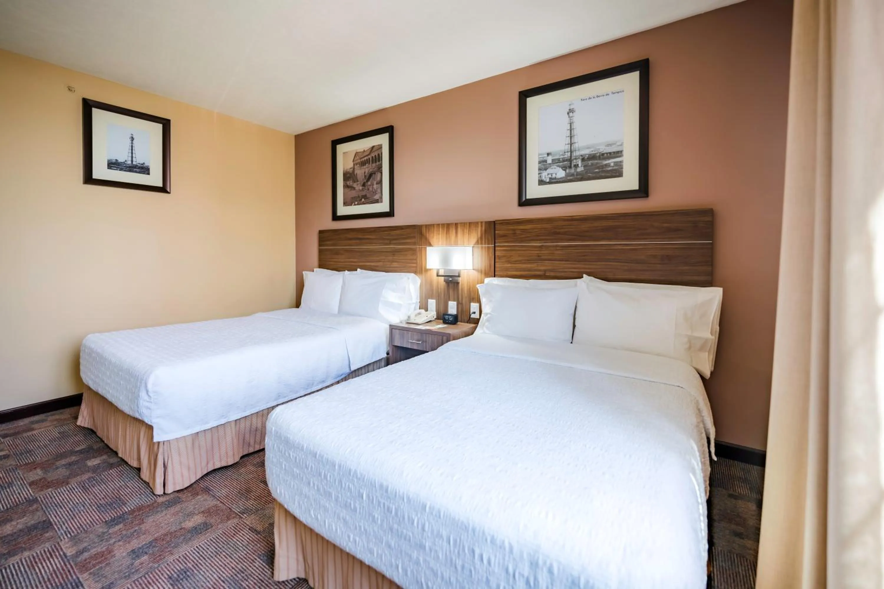 Bed in Hampton Inn Tampico Zona Dorada