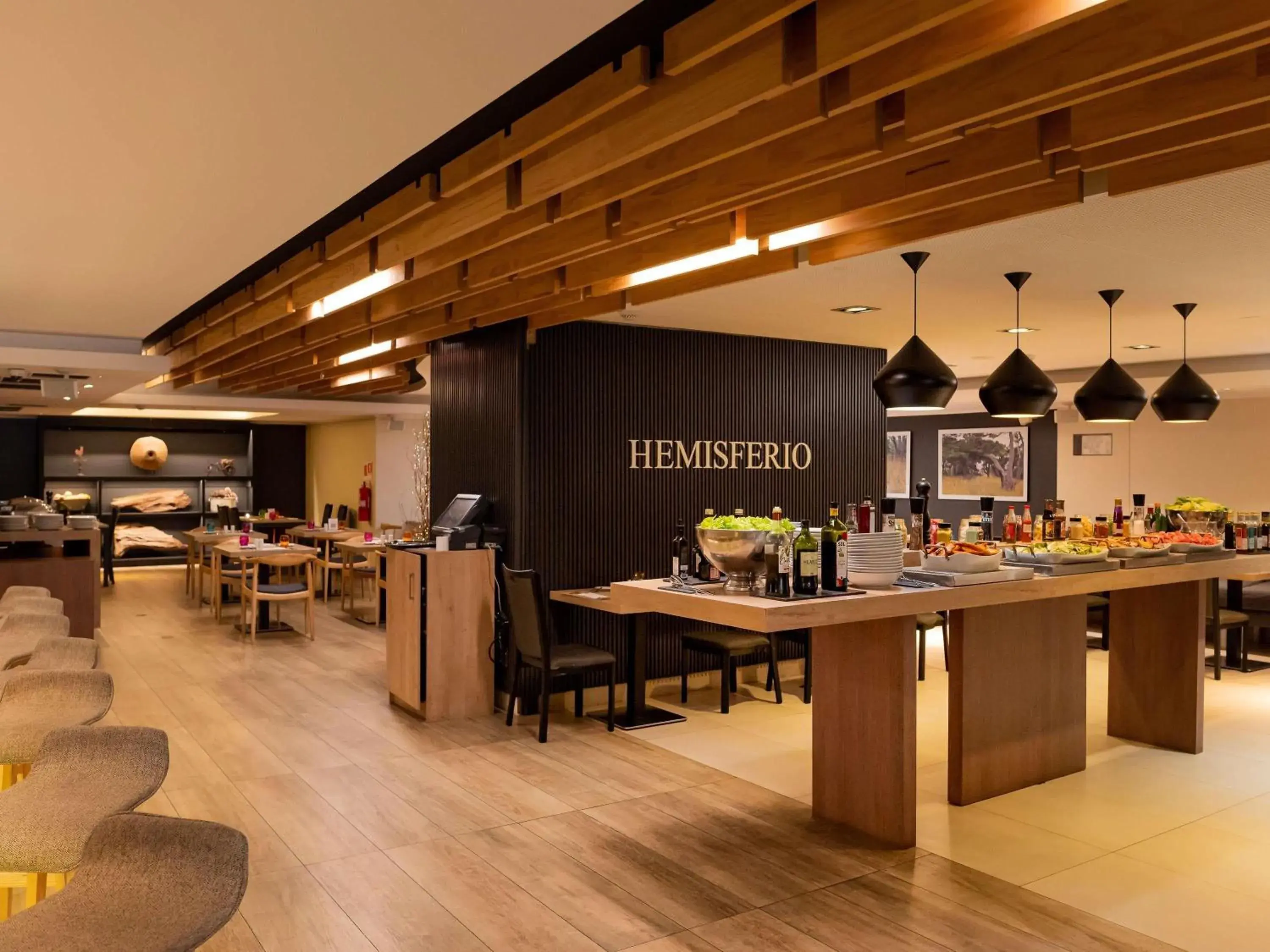 Restaurant/places to eat in Mercure Concepcion Restaurant/places to eat in Mercure Concepcion