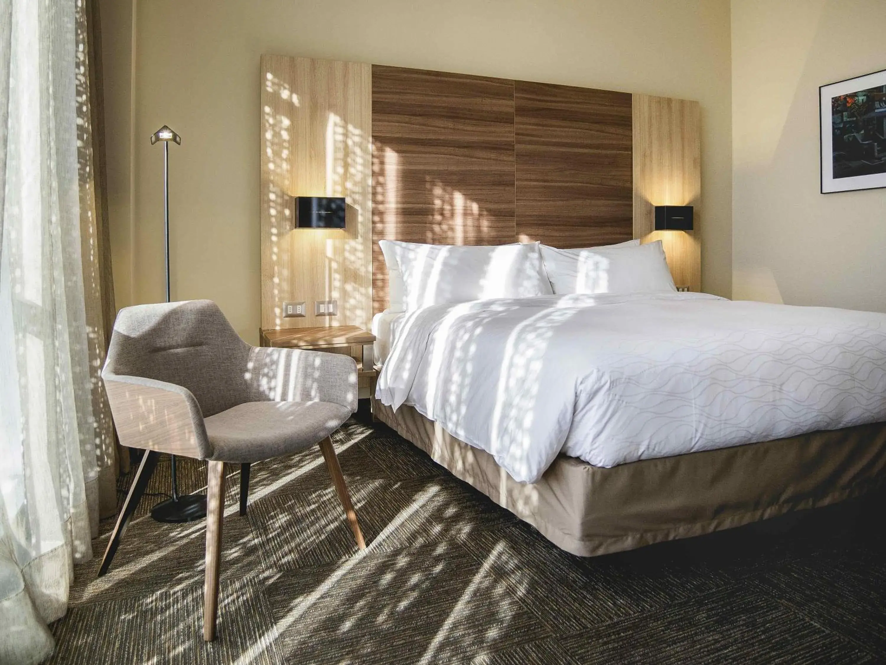 Bedroom, Bed in Mercure Concepcion Bedroom, Bed in Mercure Concepcion