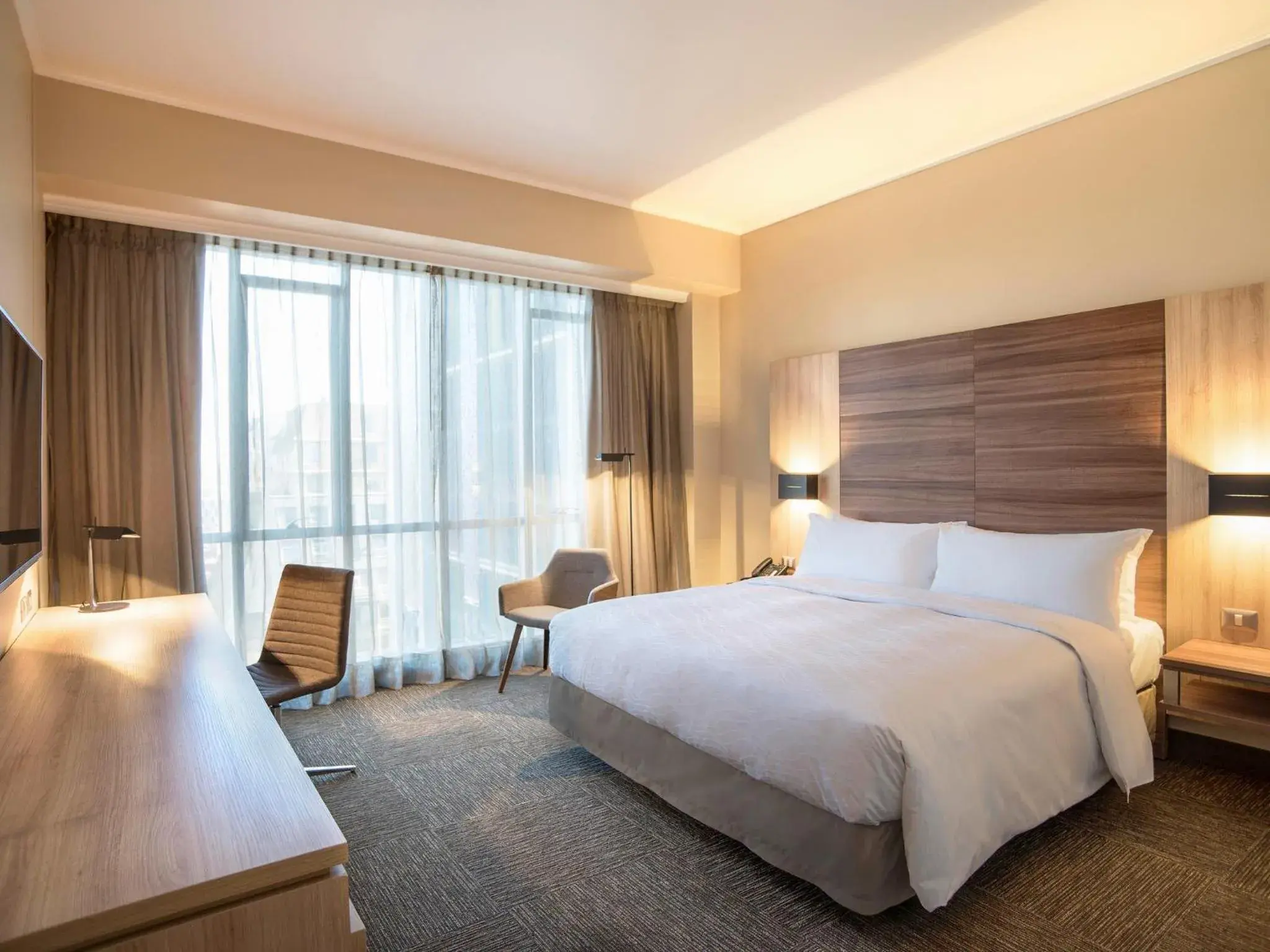 Property building, Bed in Mercure Concepcion Property building, Bed in Mercure Concepcion