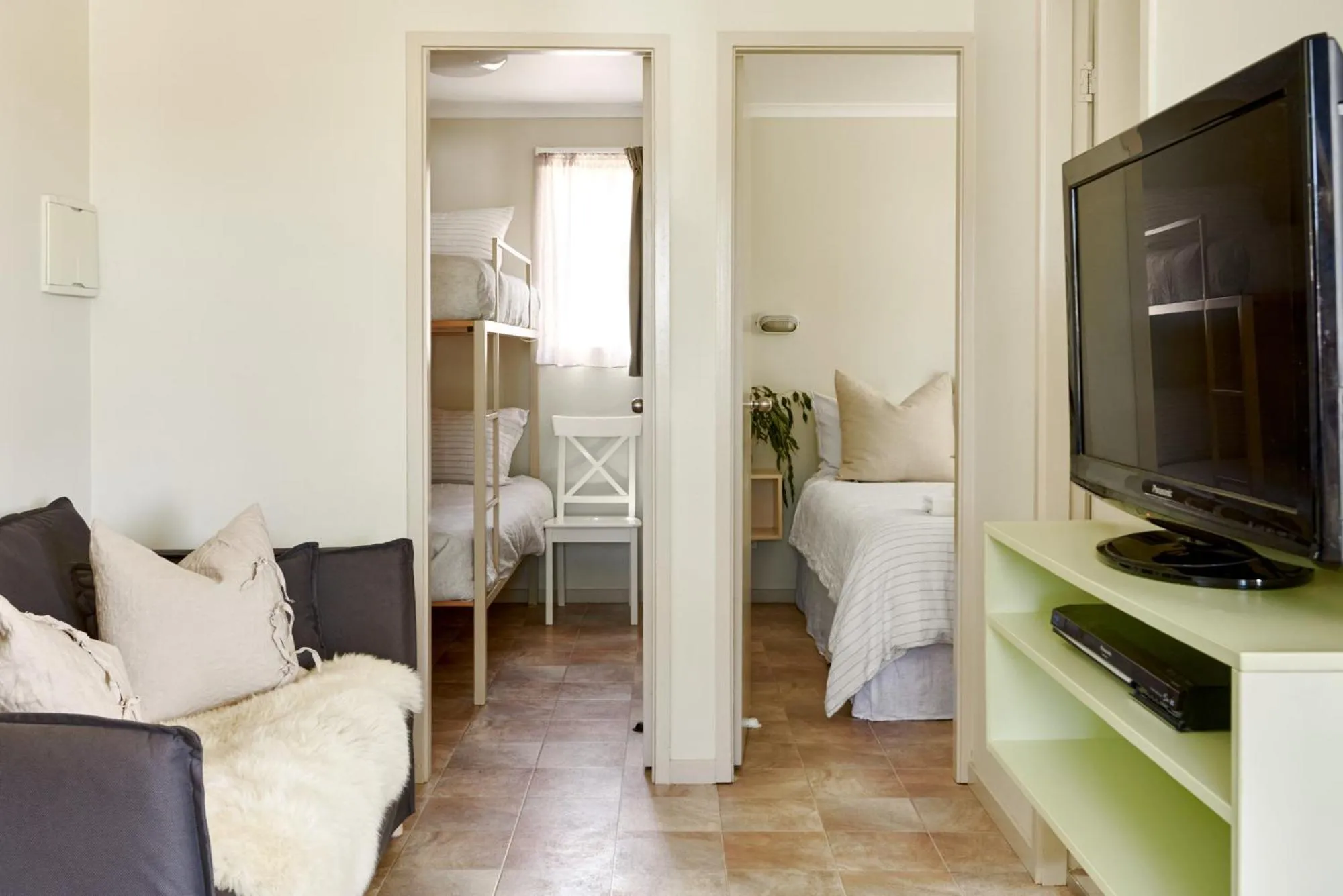 Bed in Tenterfield Lodge Caravan Park