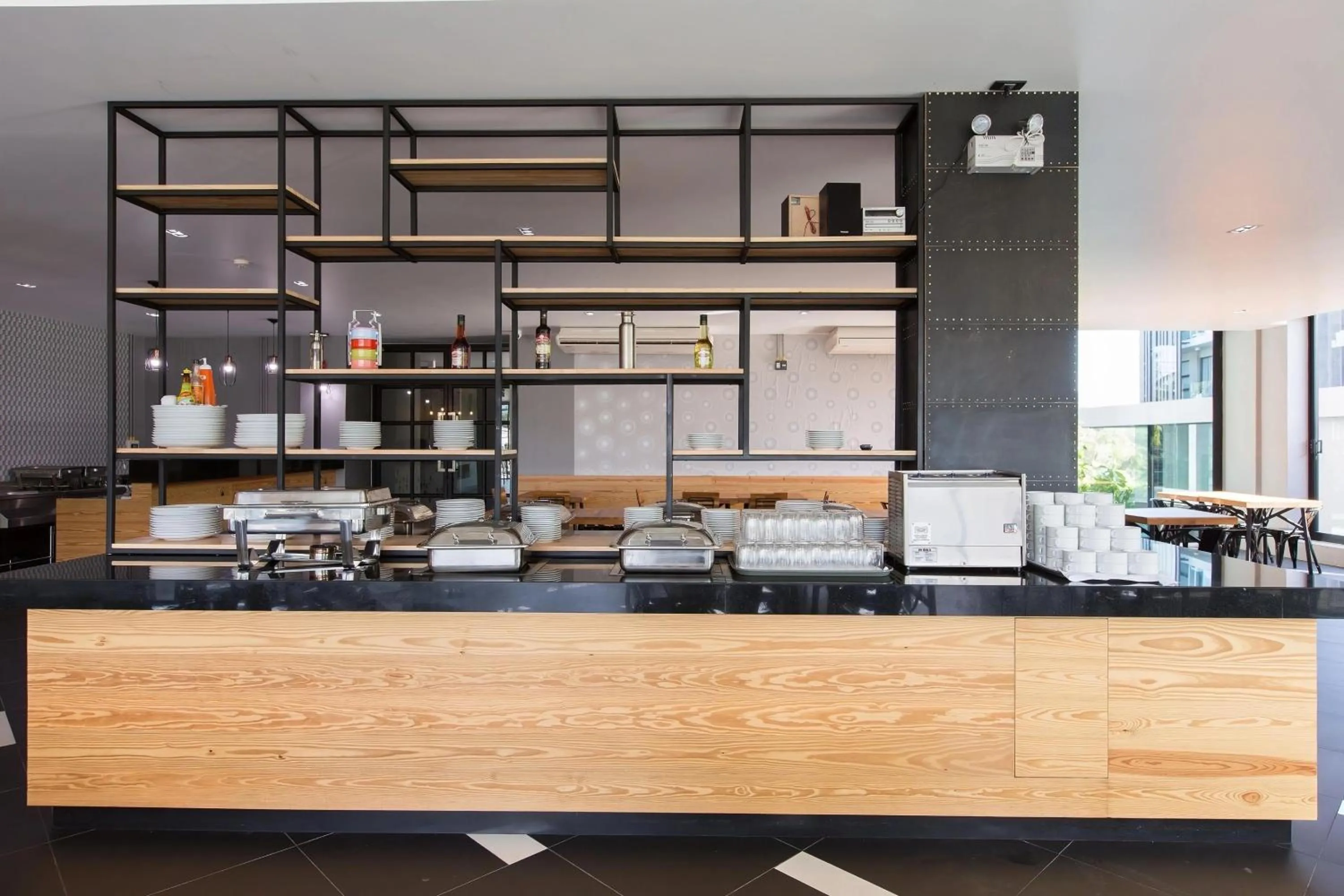 Food and drinks in Maya Phuket Airport Hotel-Naiyang Beach