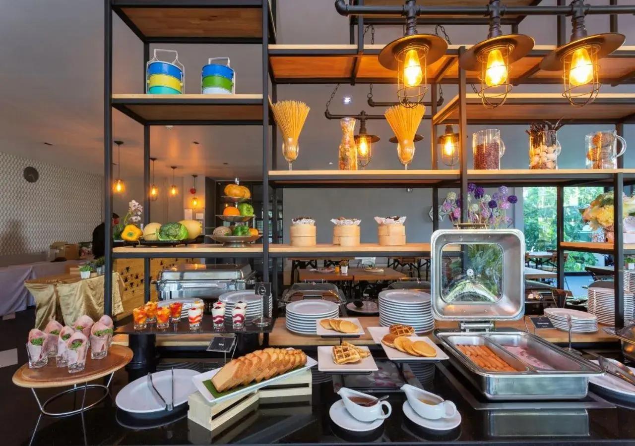 Restaurant/places to eat in Maya Phuket Airport Hotel-Naiyang Beach Restaurant/places to eat in Maya Phuket Airport Hotel-Naiyang Beach