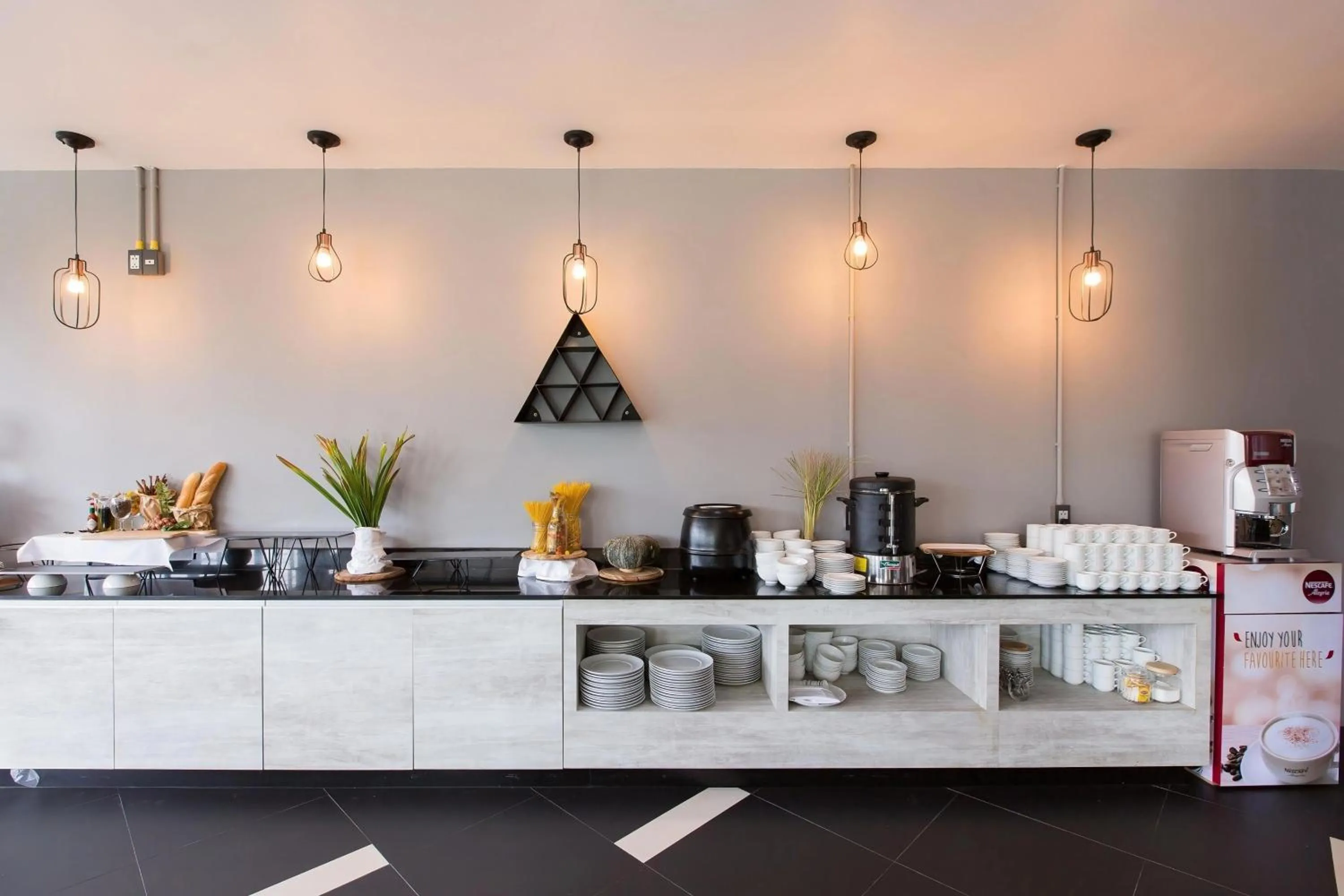 Food and drinks in Maya Phuket Airport Hotel-Naiyang Beach