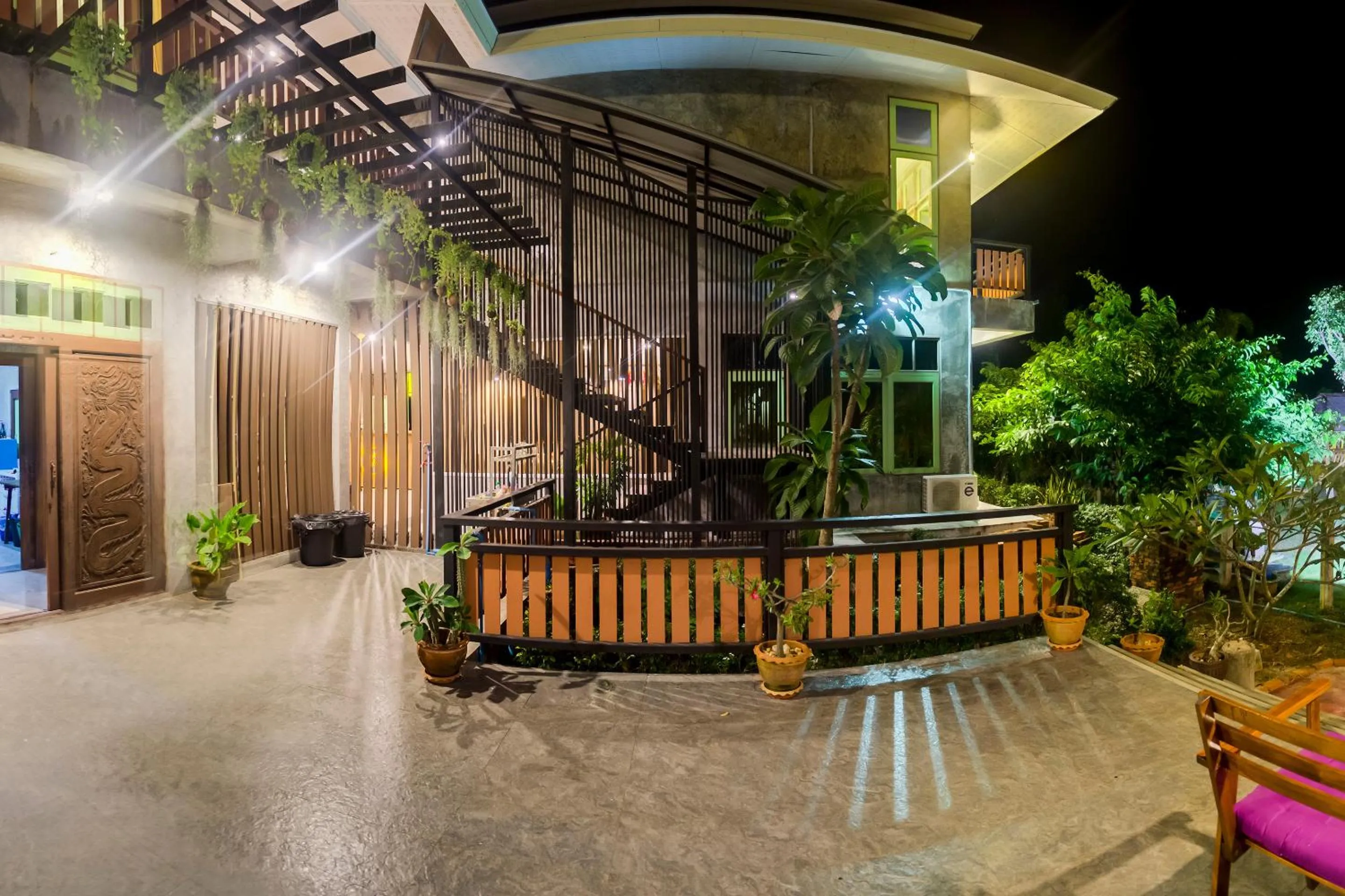 Patio in Tonmai Suites