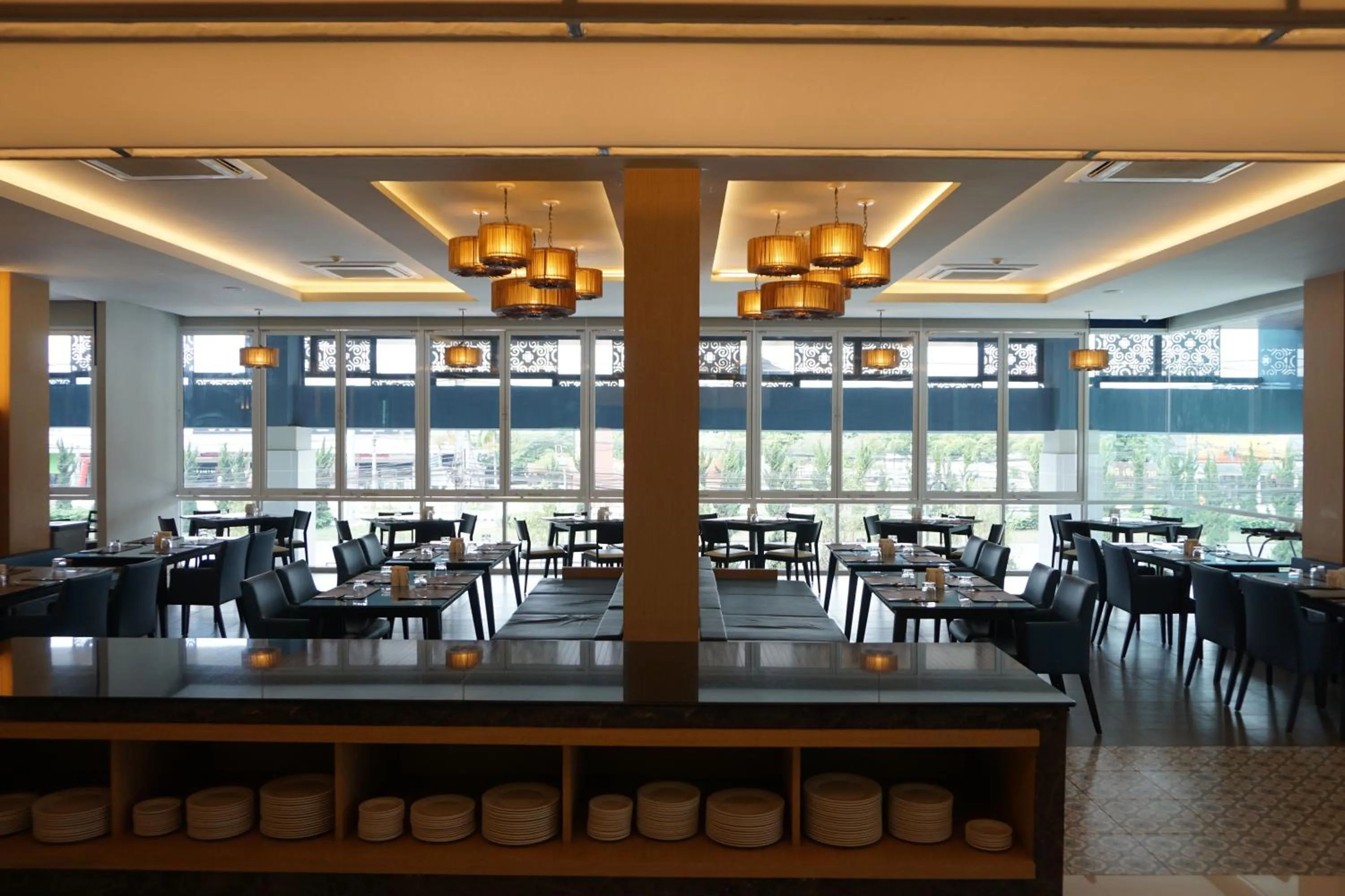 Restaurant/places to eat in Grand Vista Hotel Chiangrai