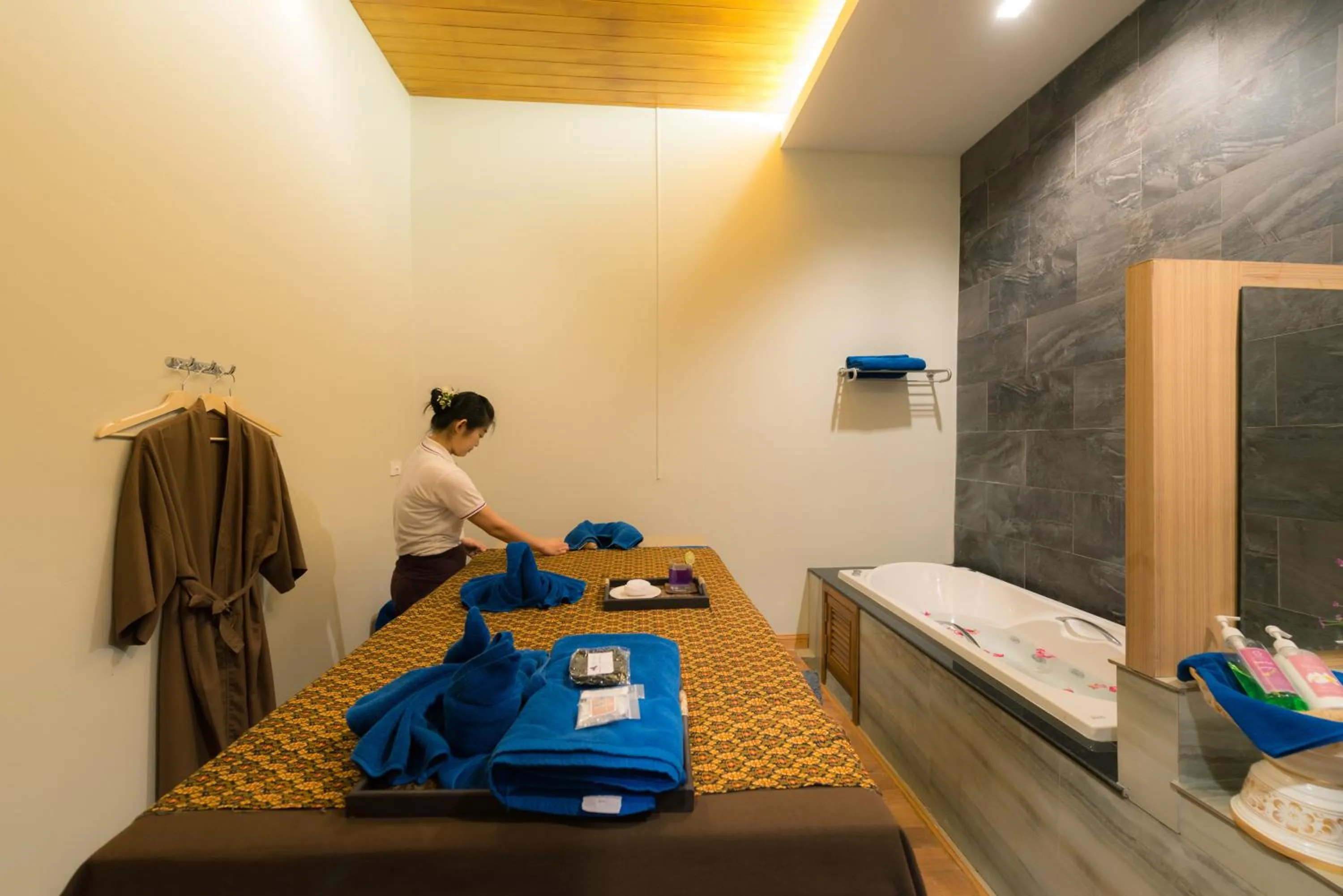 Massage in Grand Vista Hotel Chiangrai