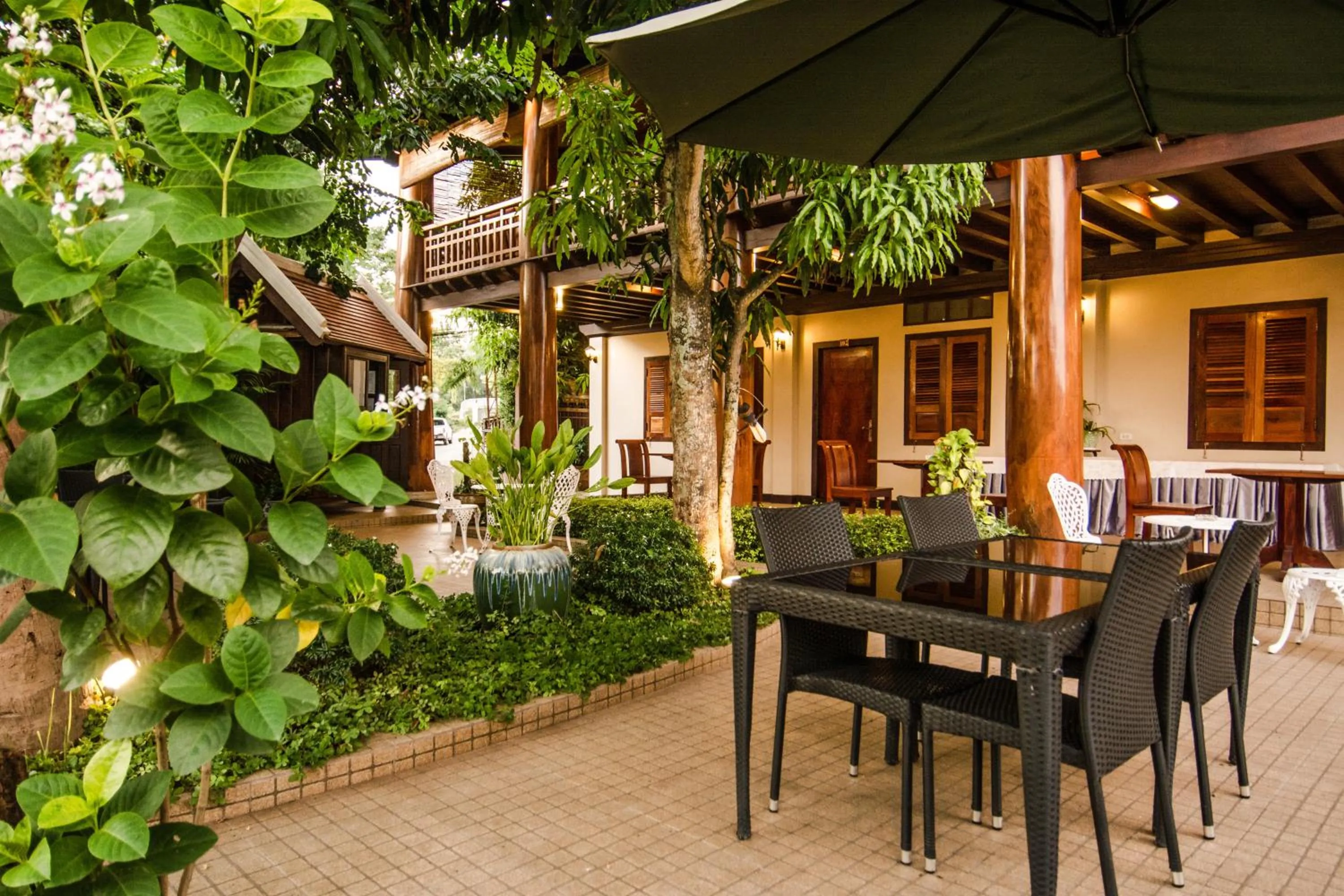 Garden in Villa Ang Thong