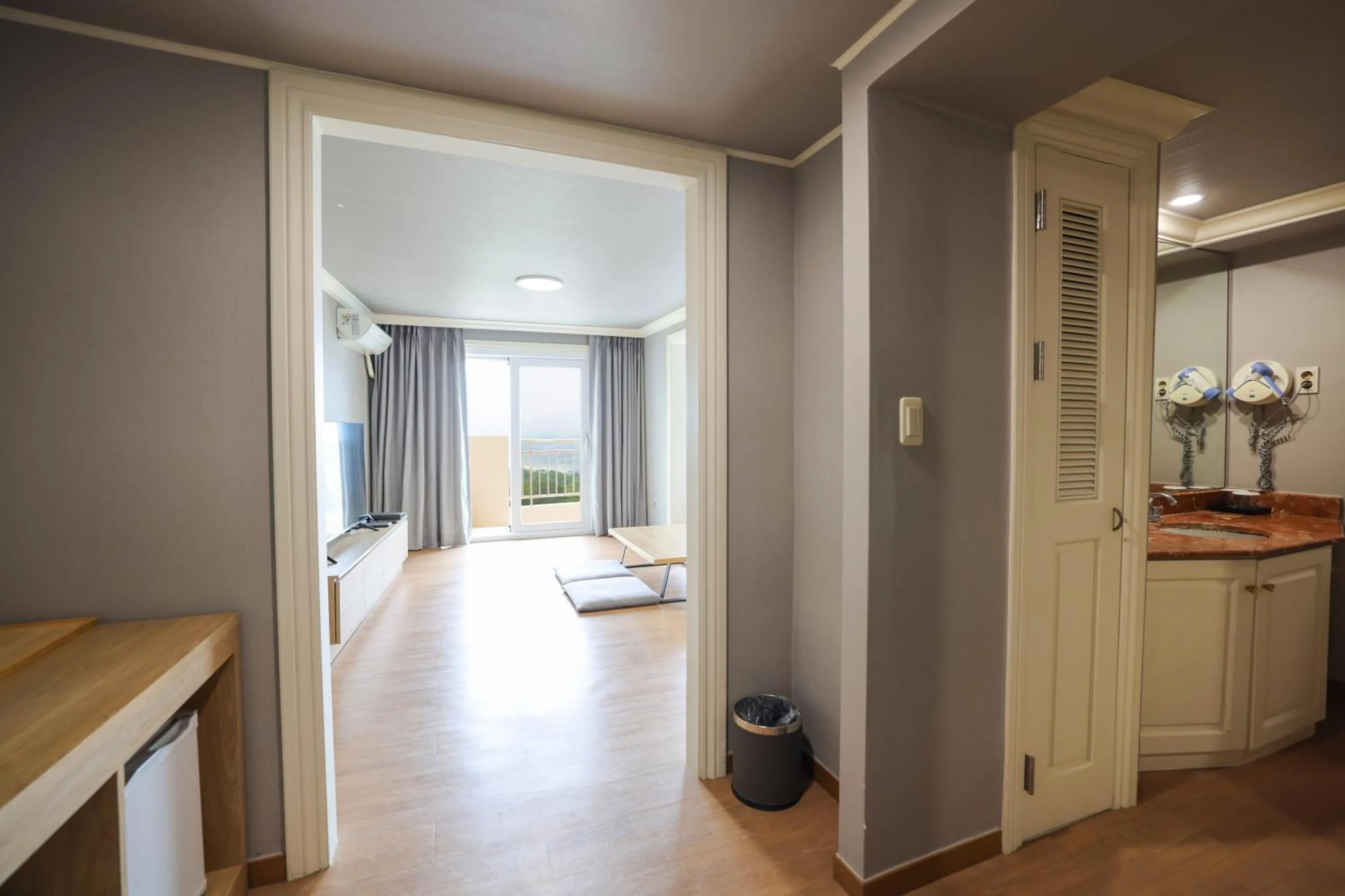 TV/Entertainment Center in La Vie D'or Resort