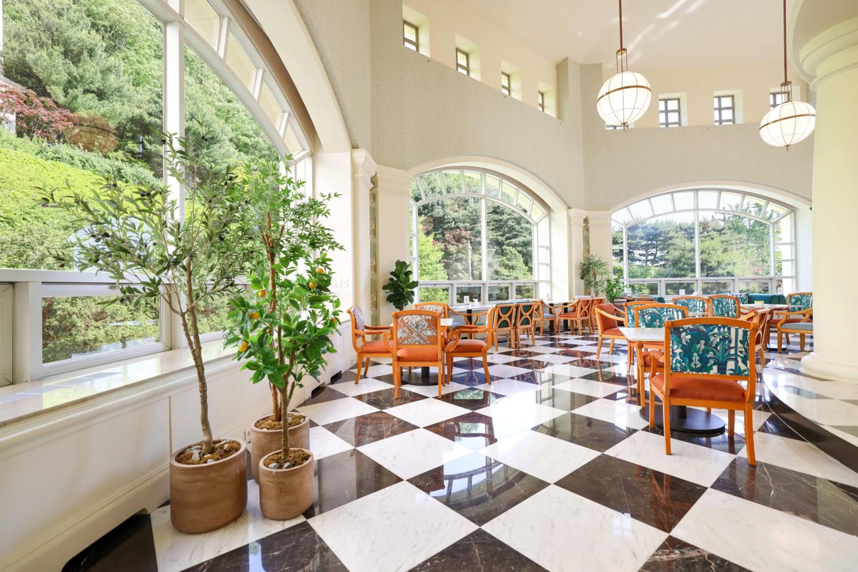 Restaurant/places to eat in La Vie D'or Resort