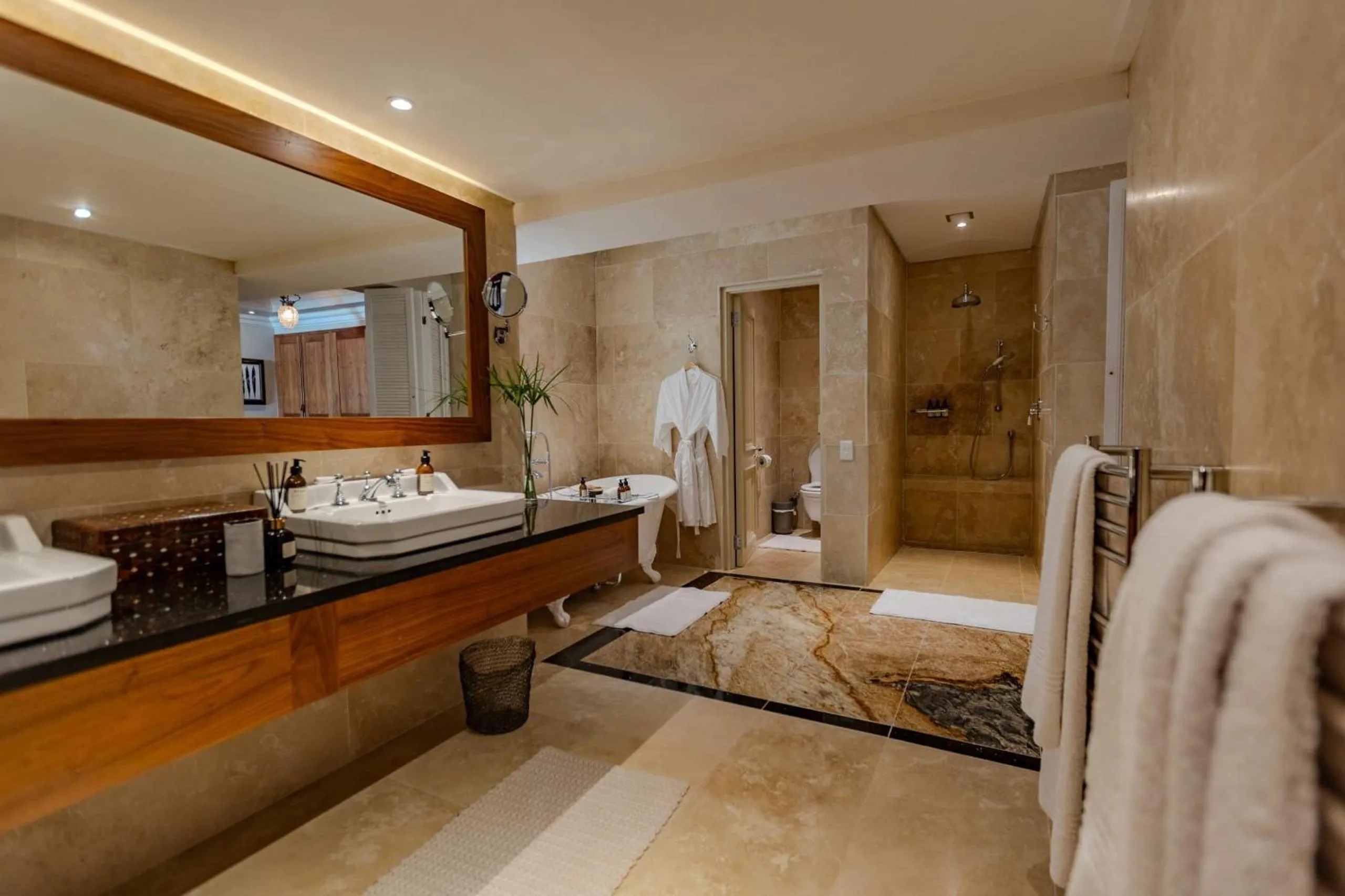 Shower in 21 Nettleton Boutique Hotel & Luxury Residence